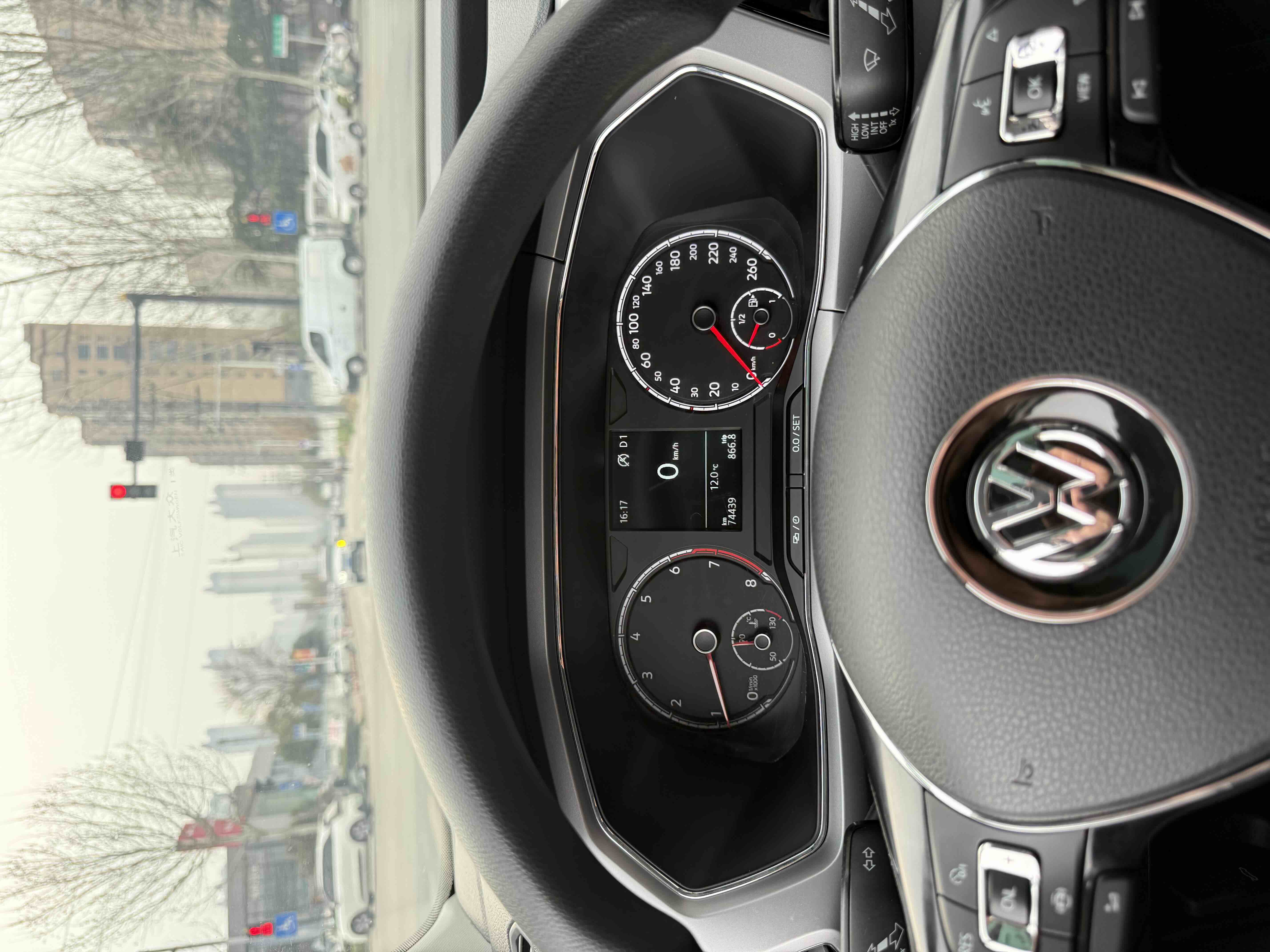 Volkswagen T-Cross 2019 #9 Volkswagen T-Cross 2019 car image #9
