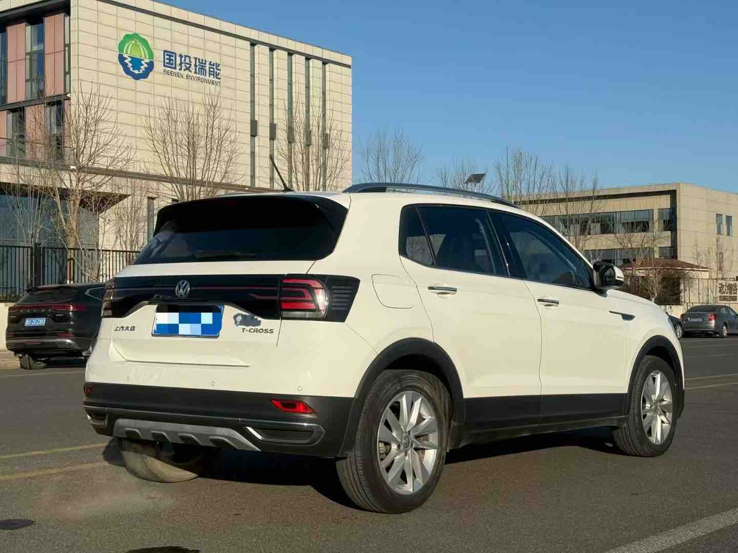 Volkswagen T-Cross 2019 #9 Volkswagen T-Cross 2019 car image #9