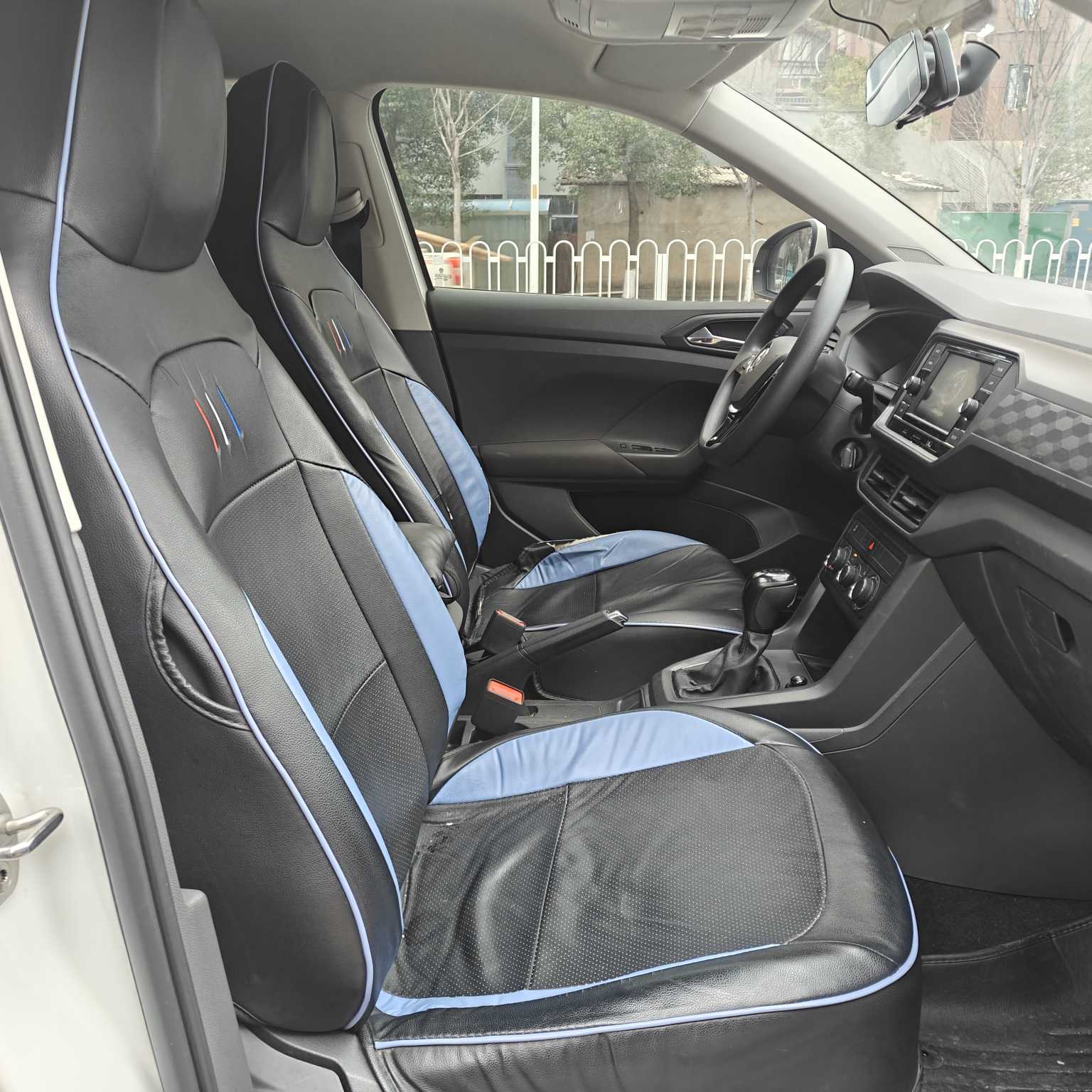 Volkswagen T-Cross 2020 car image #9