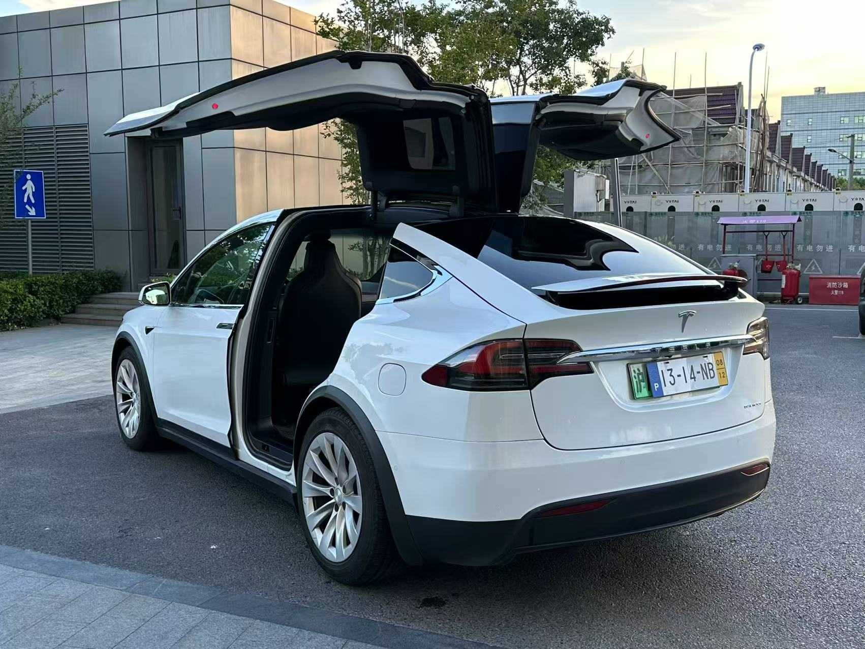Tesla Model X 2019 #9 Tesla Model X 2019 car image #9
