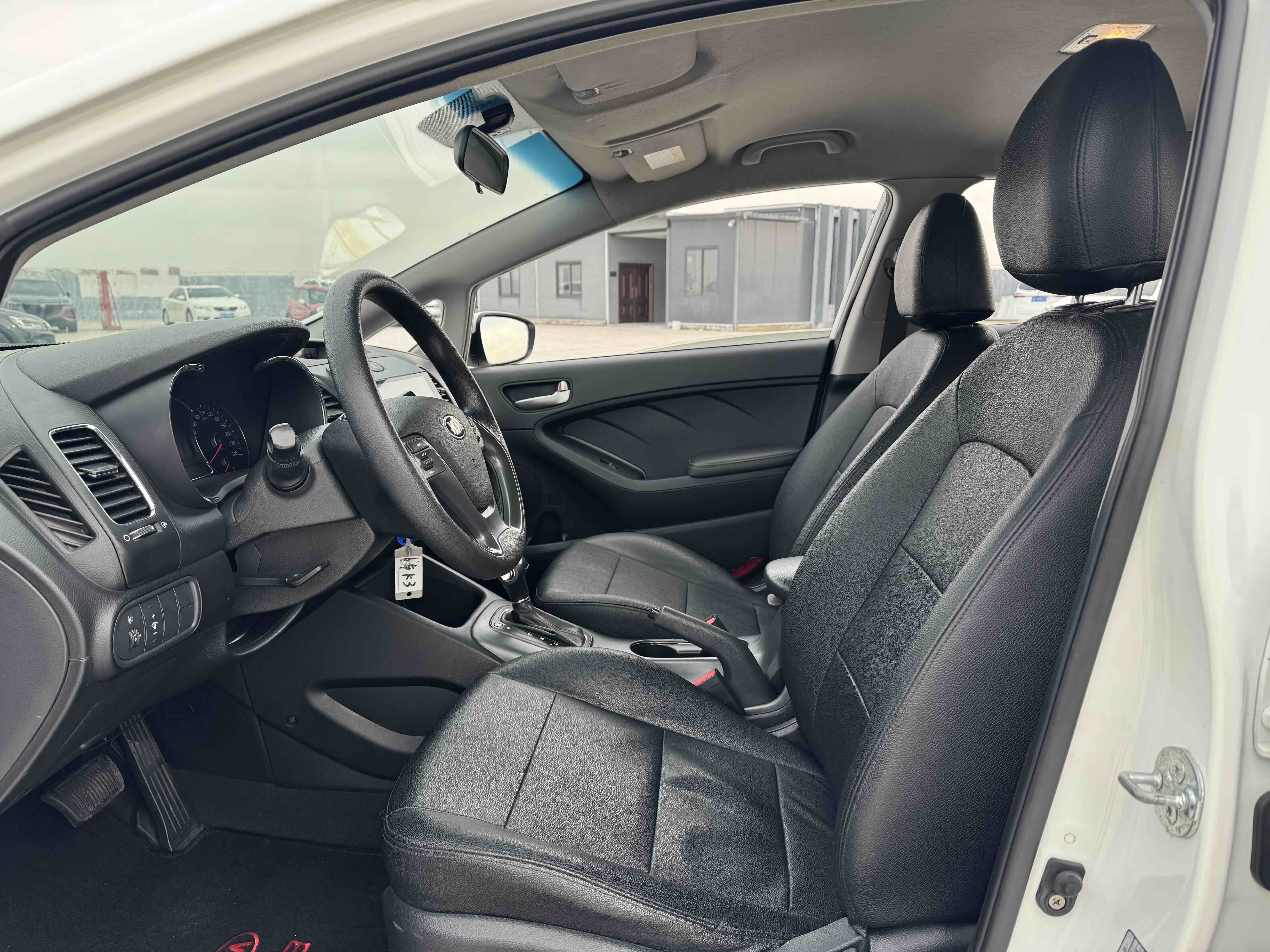 Kia K3 2016 #9 Kia K3 2016 car image #9