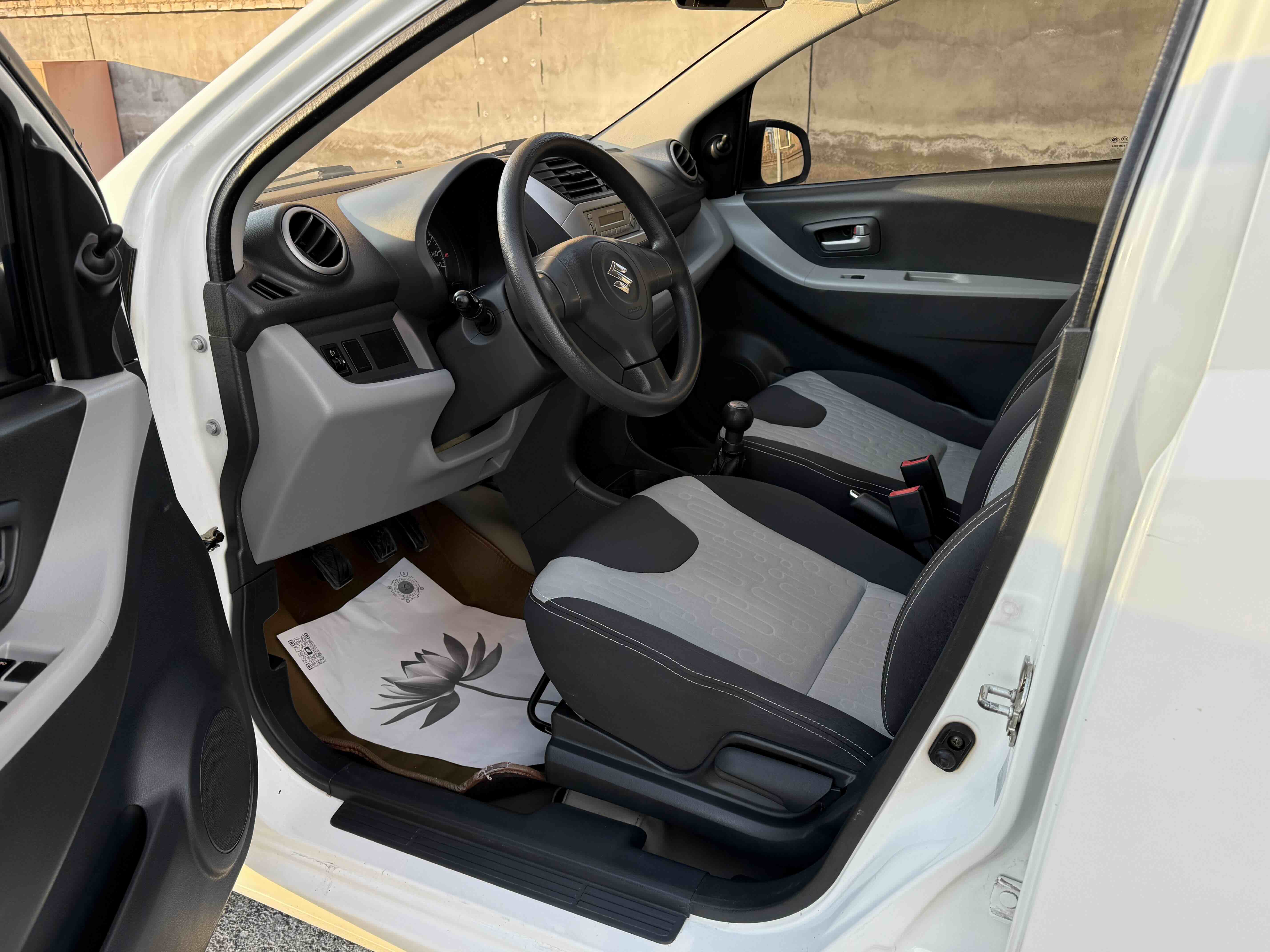 Suzuki Alto 2014 #9 Suzuki Alto 2014 car image #9
