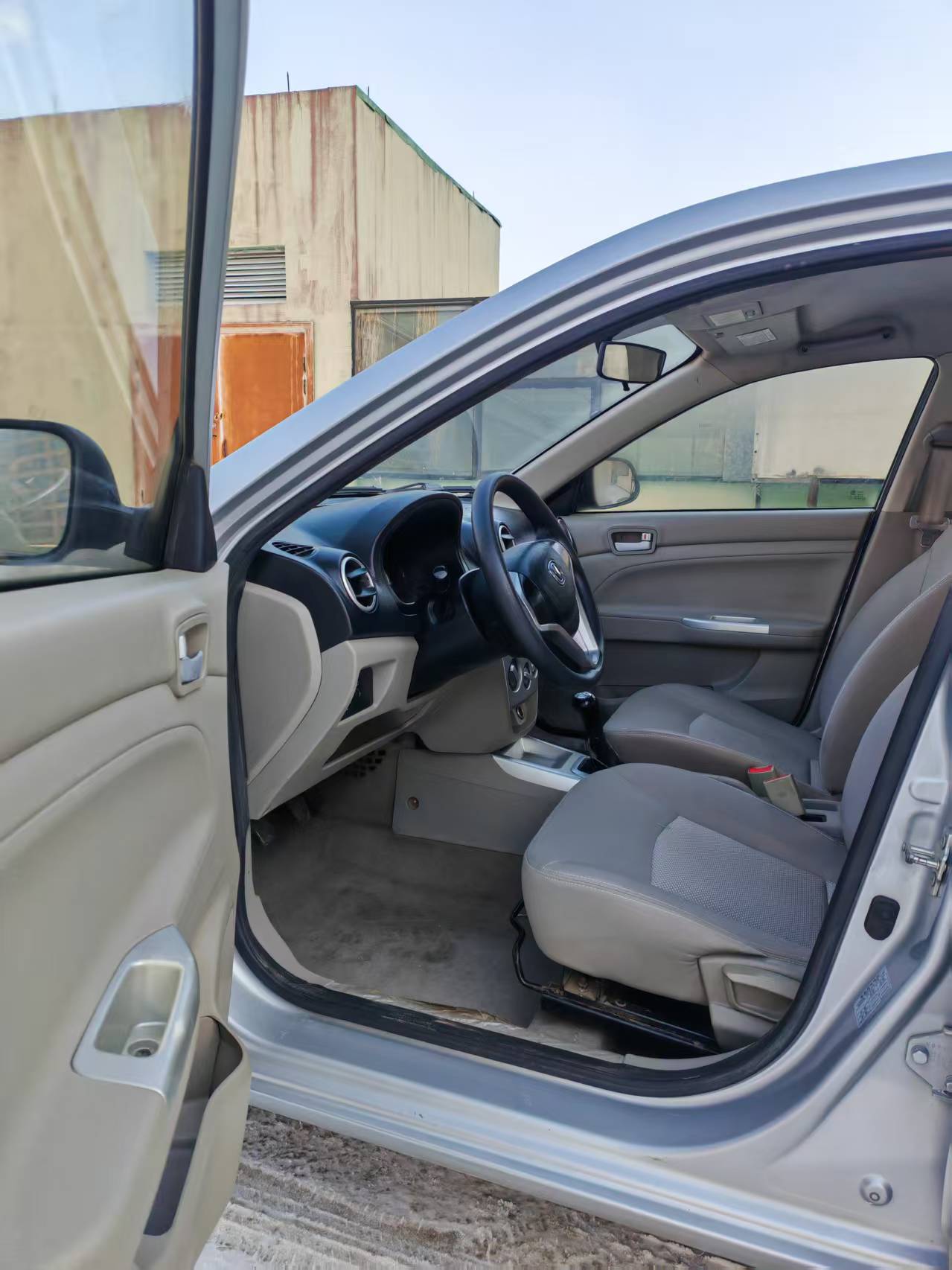 Changan Alsvin V3 2015 #9 Changan Alsvin V3 2015 immagine di auto #9