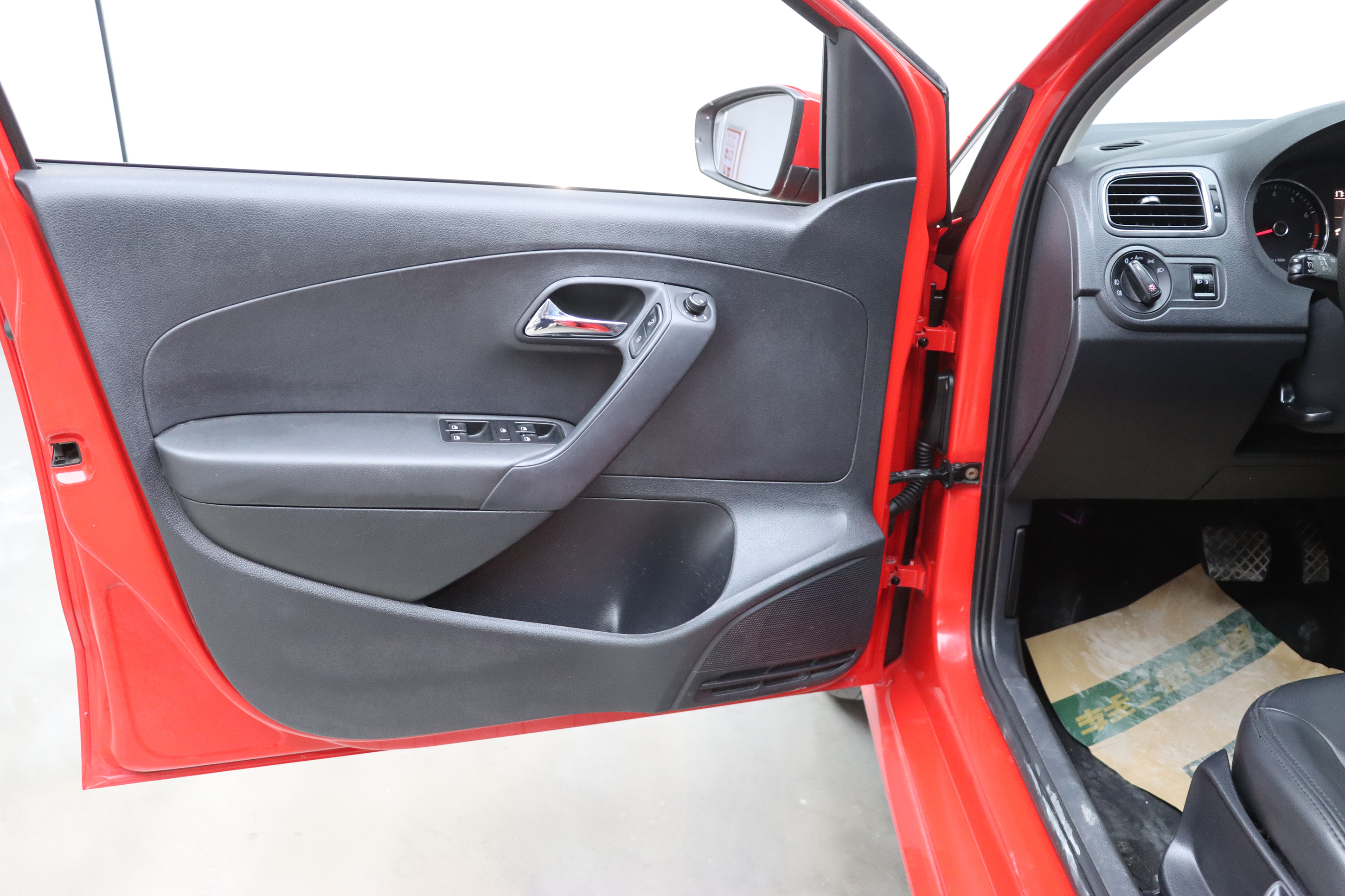 Volkswagen Polo 2016 imagen de coche #9