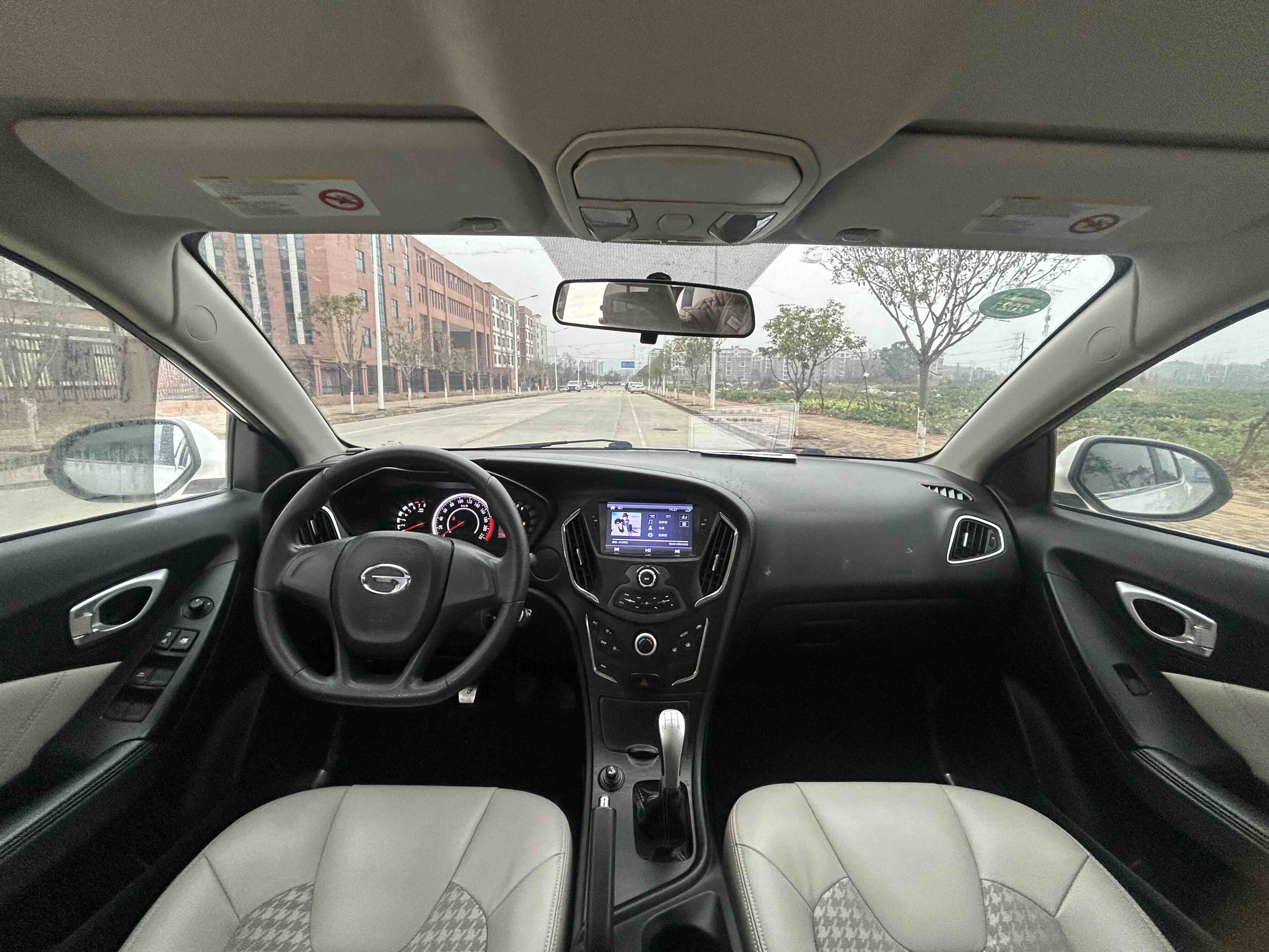 GAC Trumpchi GA3S 2015 car image #9