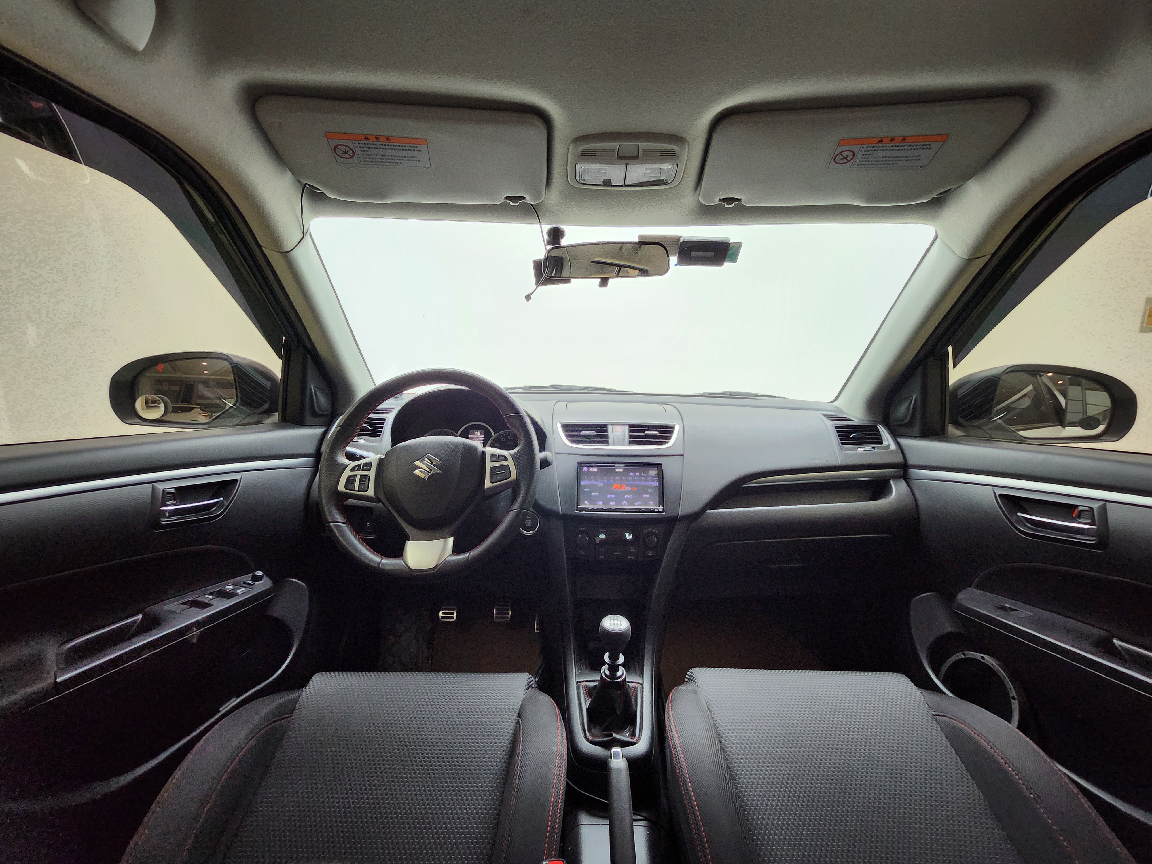 铃木 速翼特 2015 汽车图片 #9