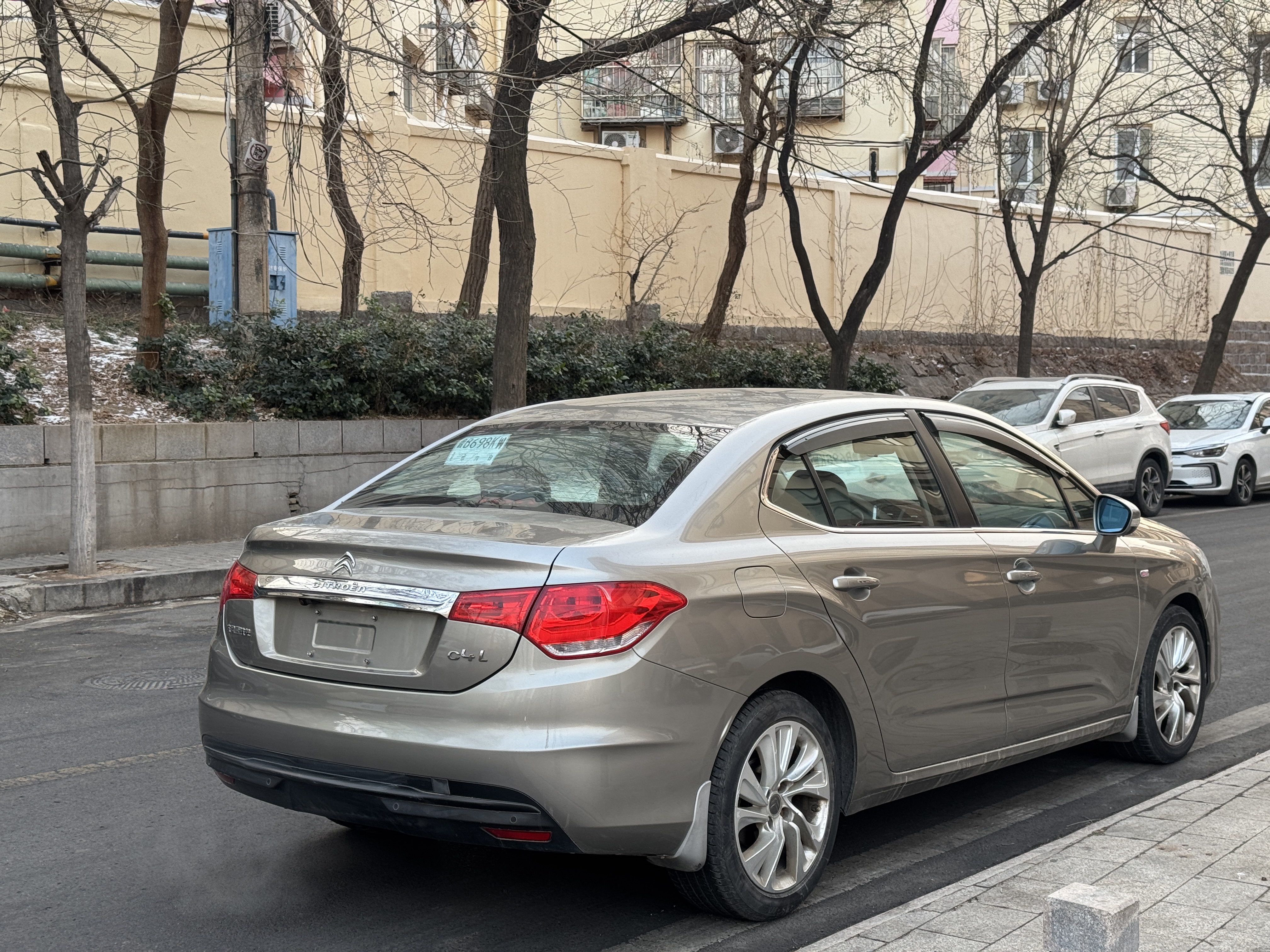 Citroen C4L 2013 car image #9