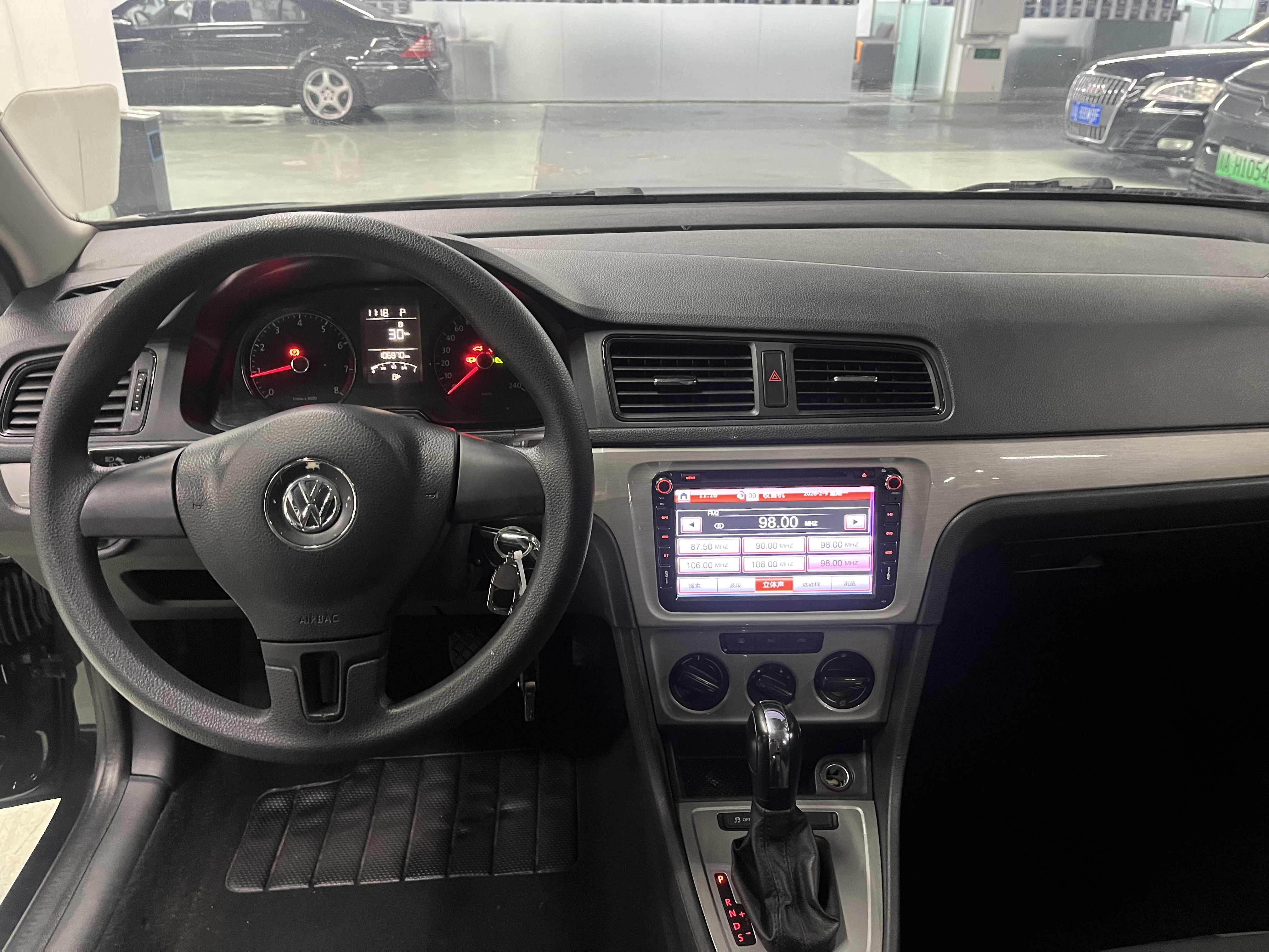 Volkswagen Lavida 2014 car image #9