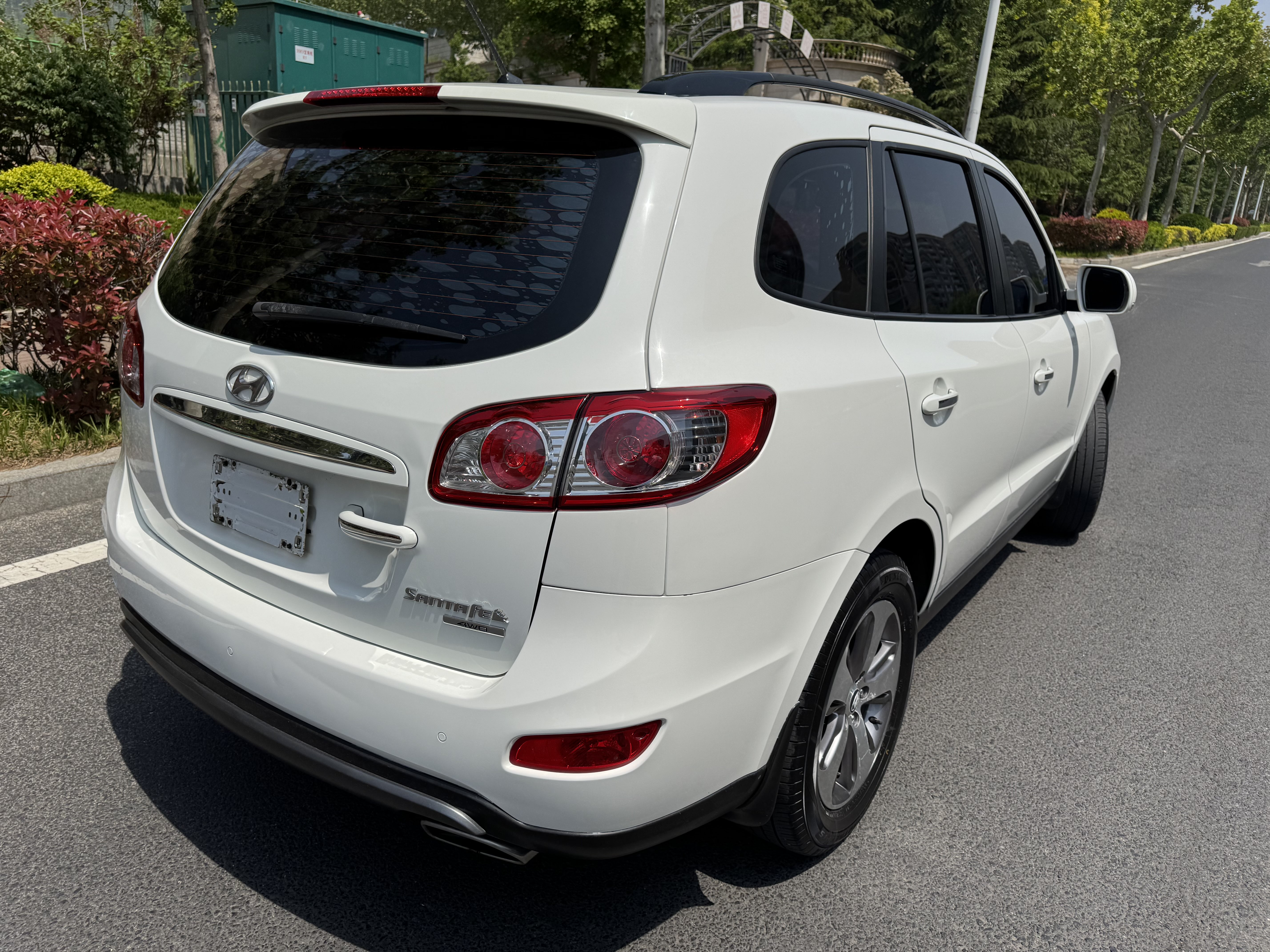 Hyundai Santa Fe Classic 2013 car image #9