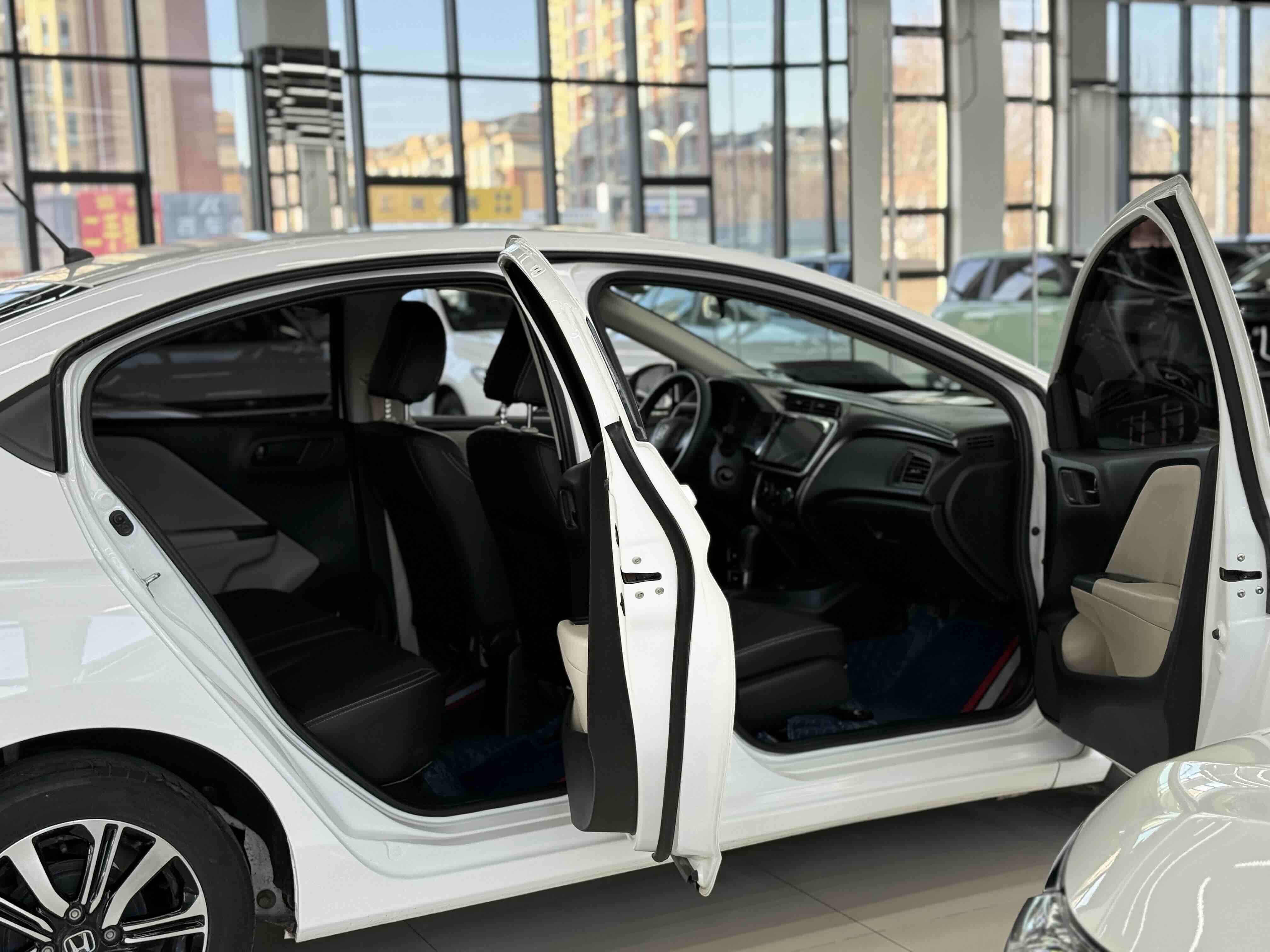 Honda City 2019 imagem de carro #9