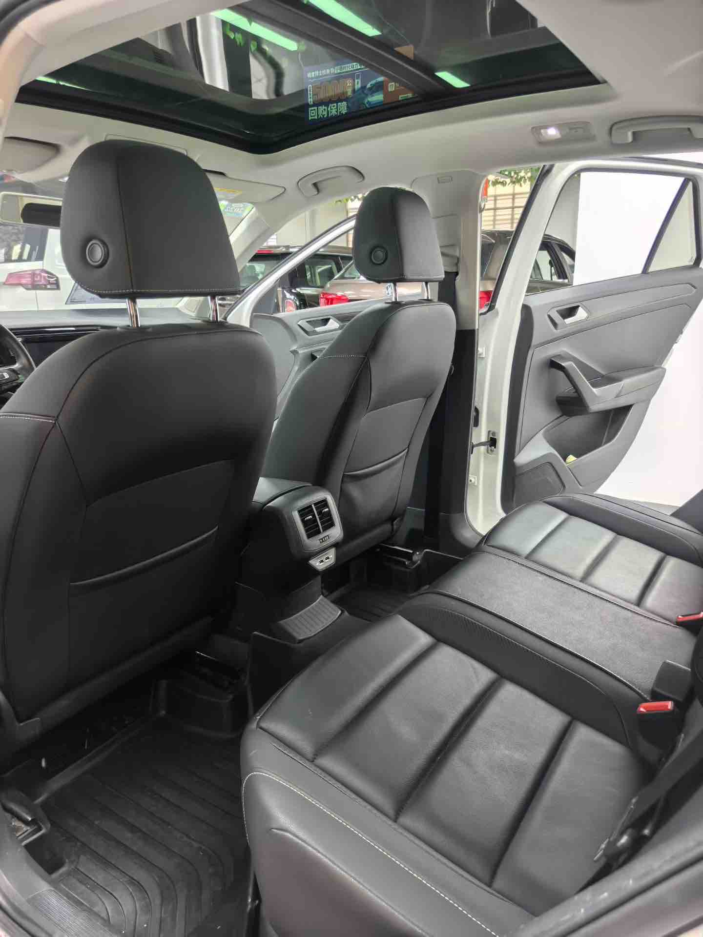 T-Roc 2020 #9 T-Roc 2020 car image #9
