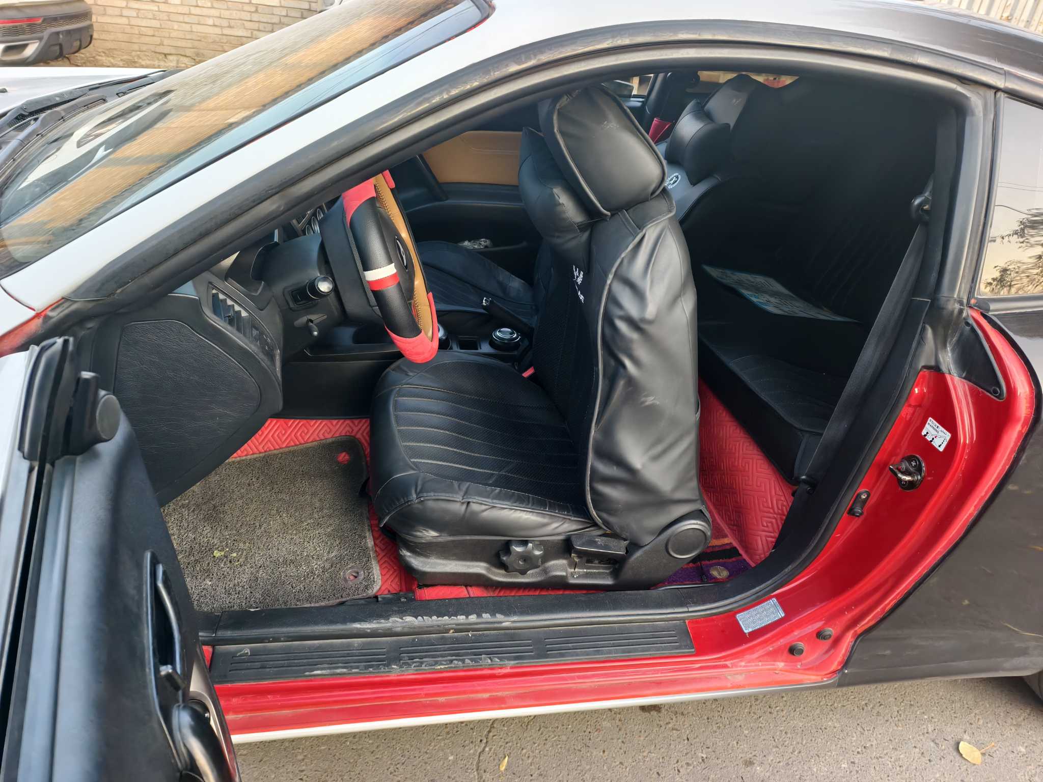 Hyundai Coupe 2005 car image #9