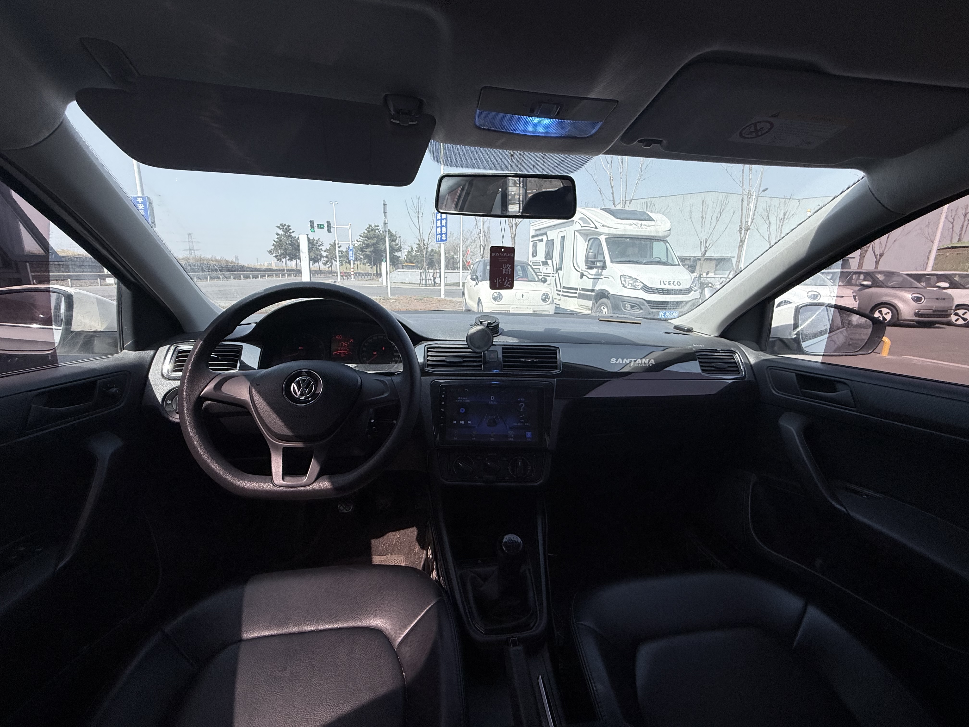 Santana 2020 car image #9