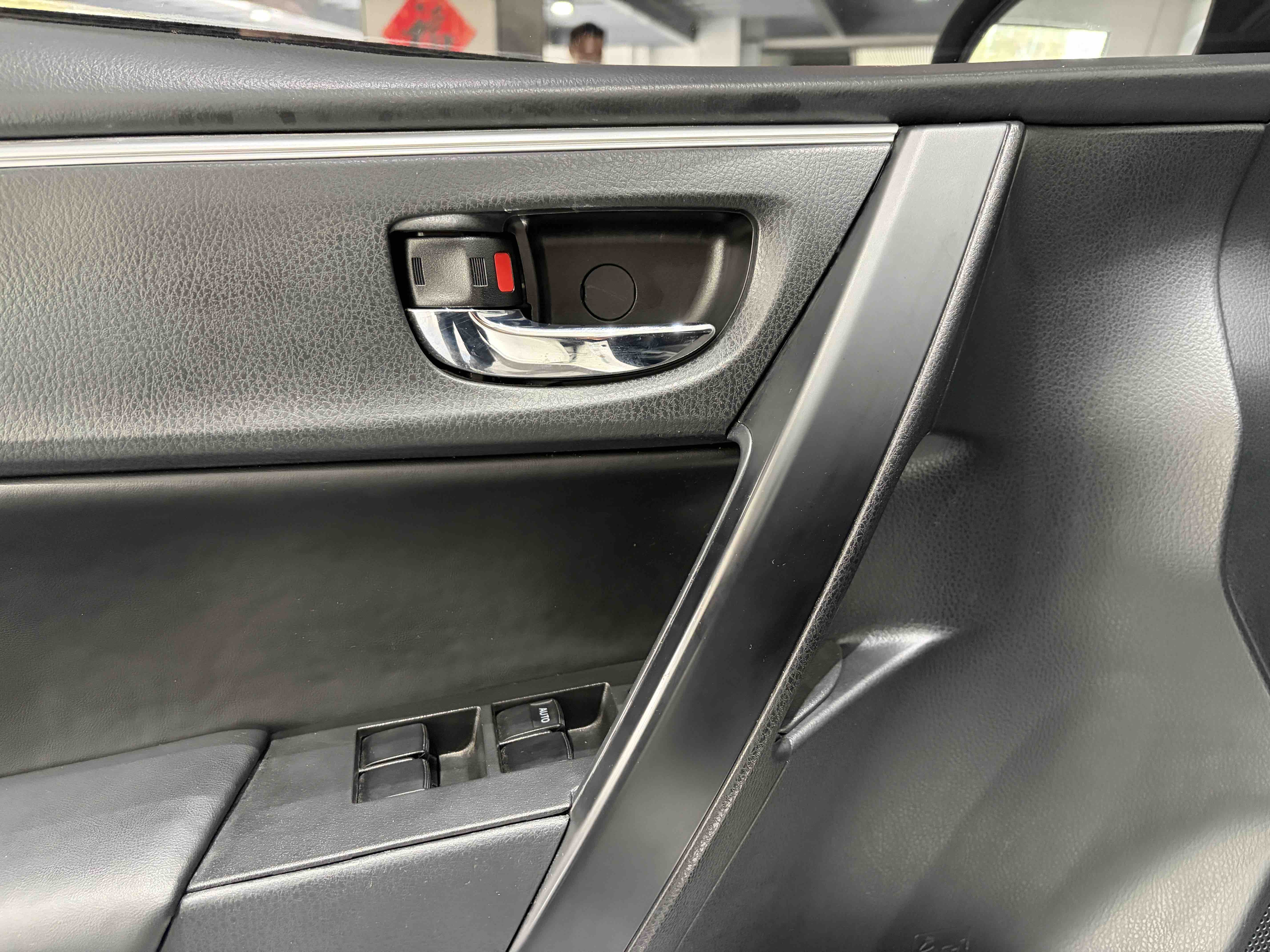 Toyota Corolla 2018 #9 Toyota Corolla 2018 car image #9