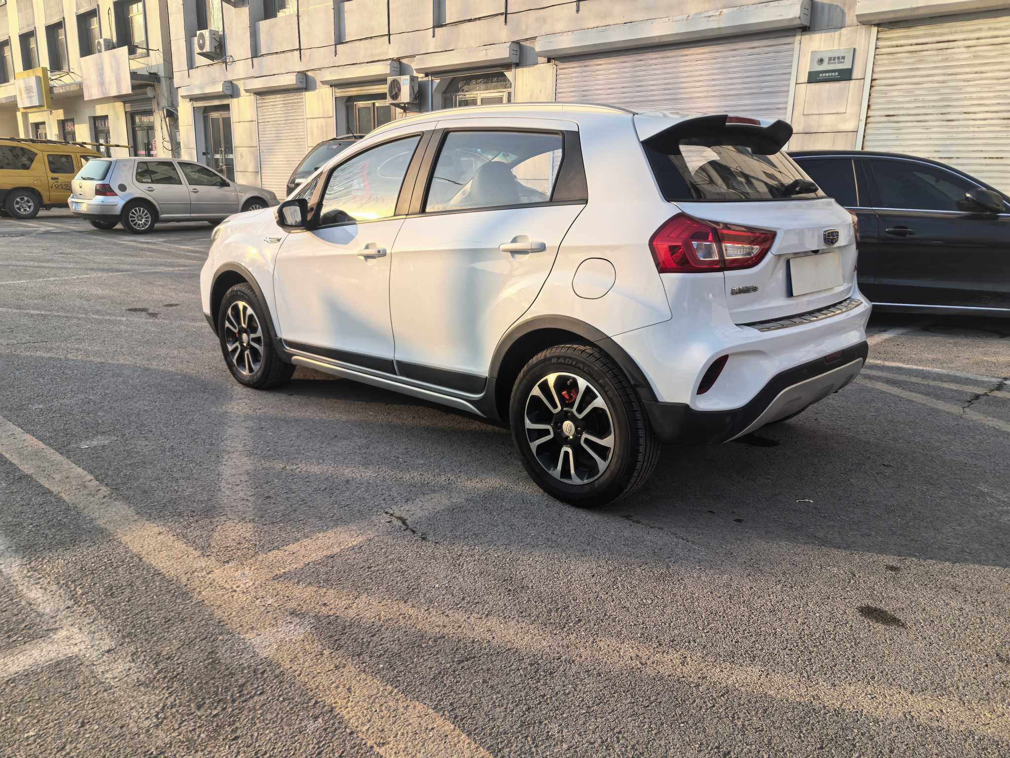 2019 immagine di auto #9