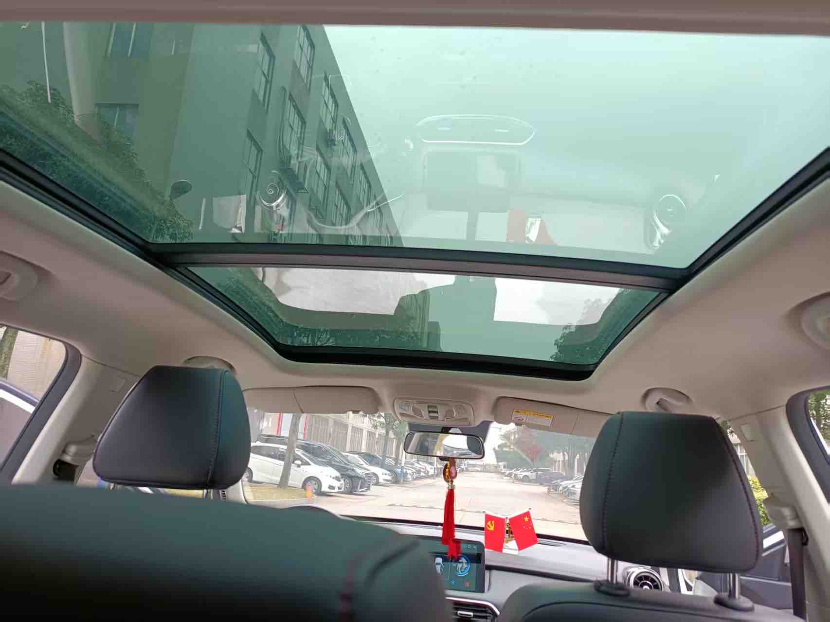 MG HS 2019 car image #9