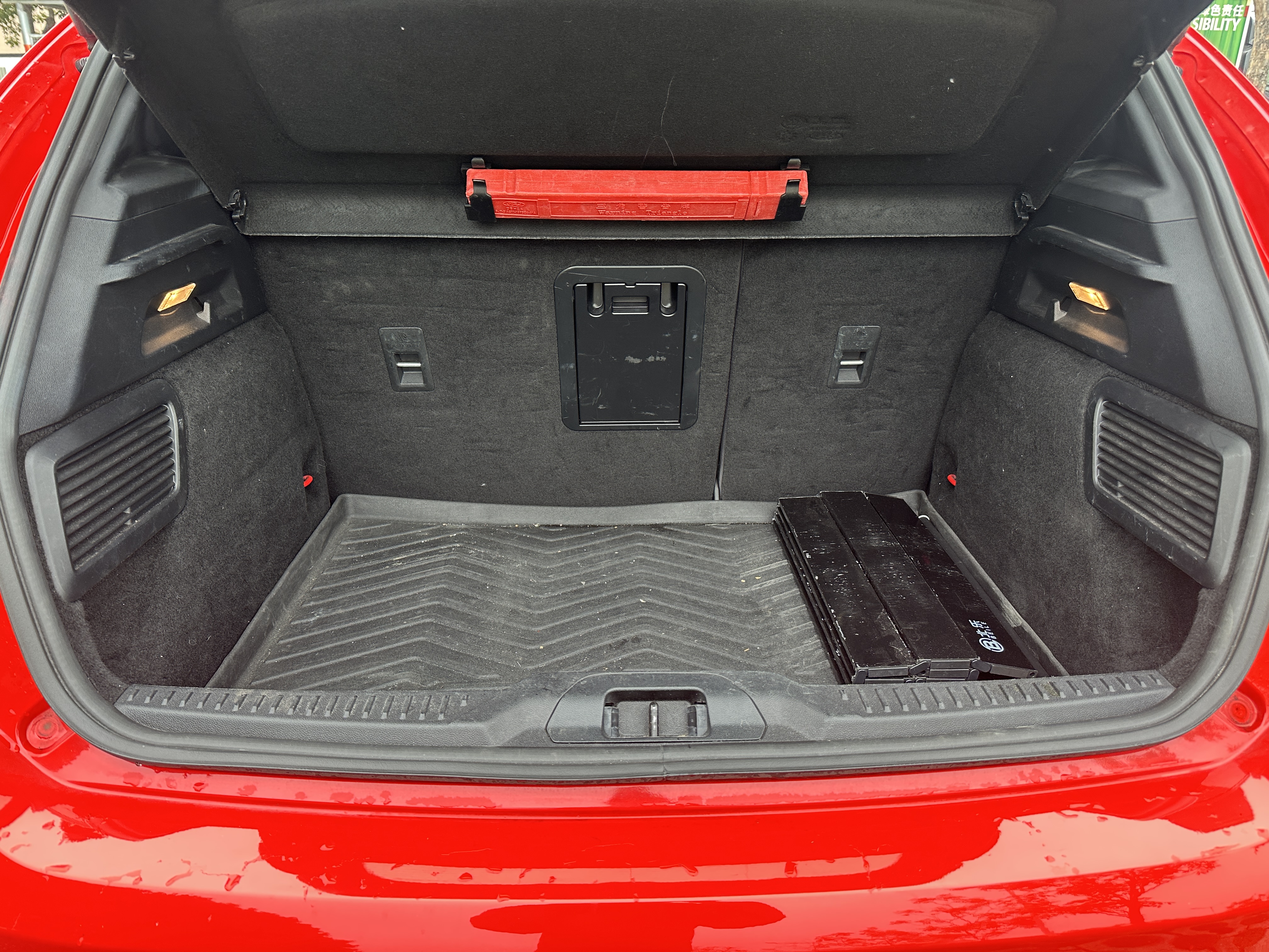 Ford Focus 2019 car image #9