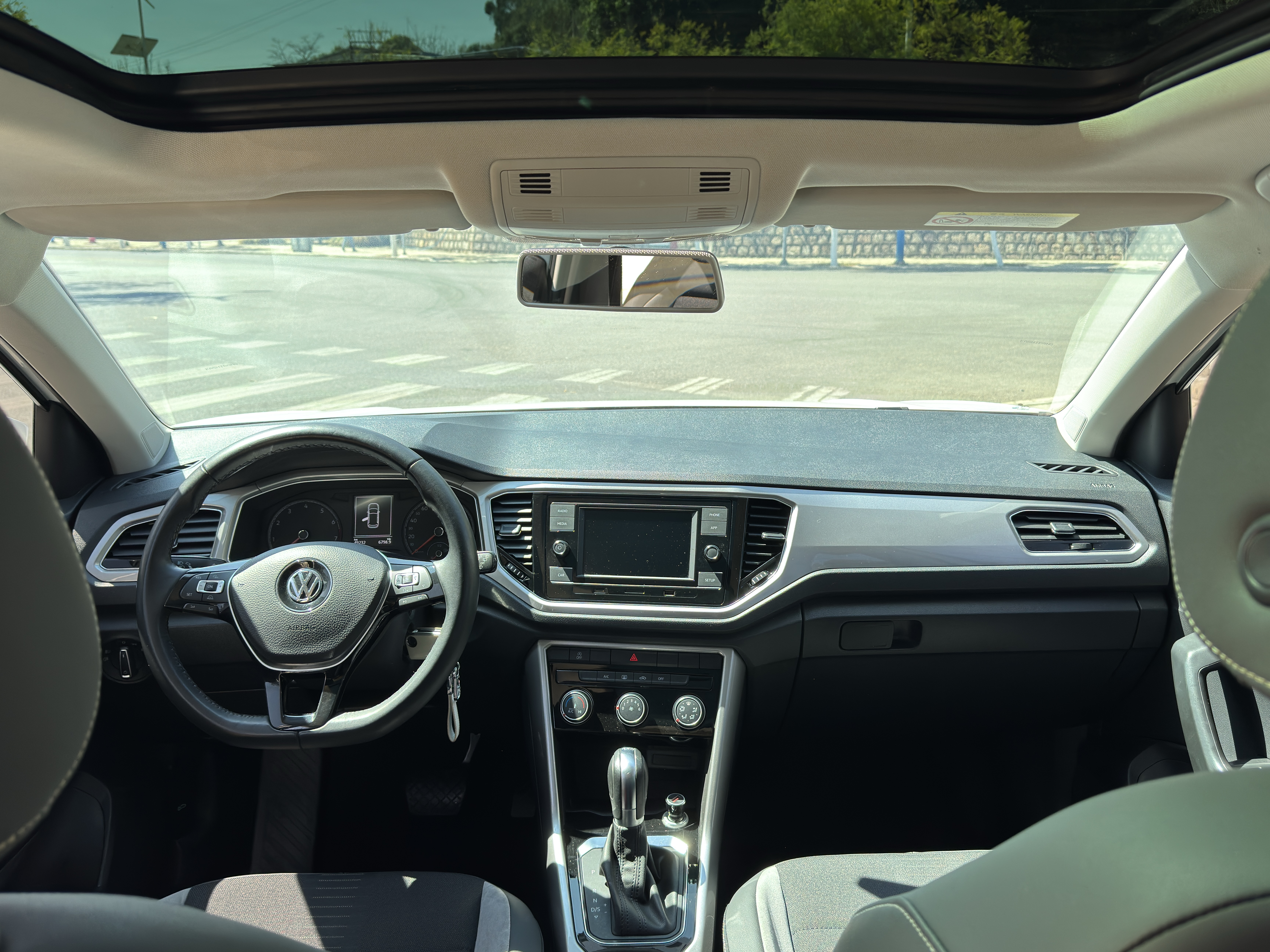 Volkswagen T-Roc 2019 #9 Volkswagen T-Roc 2019 immagine di auto #9