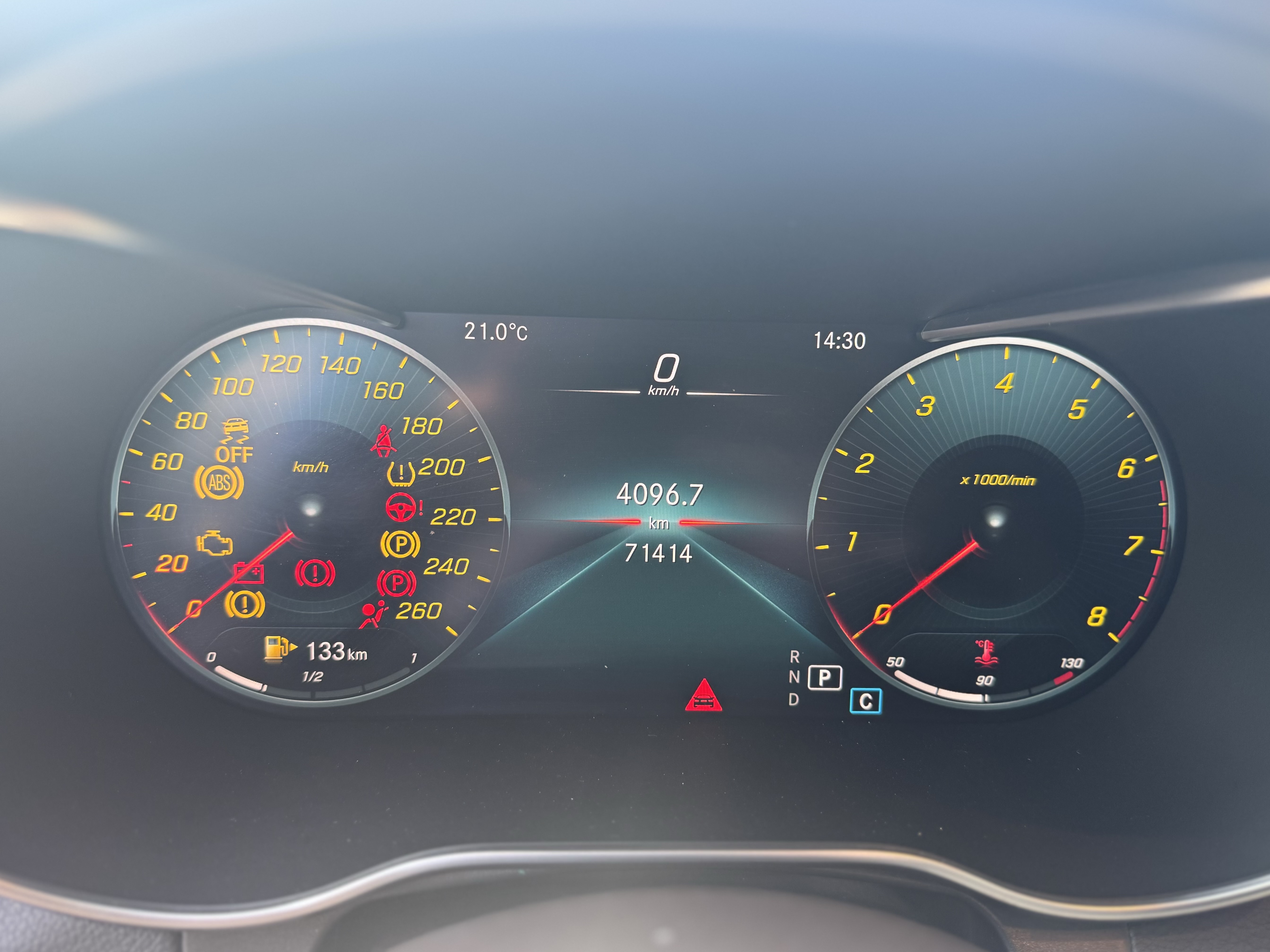 Mercedes-Benz GLC Class 2020 car image #9