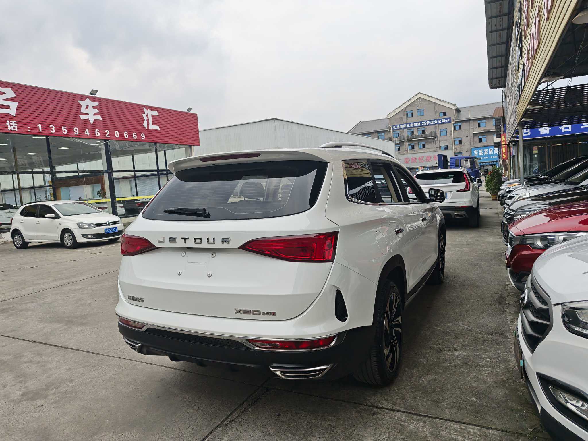 X70 2019 #9 X70 2019 car image #9