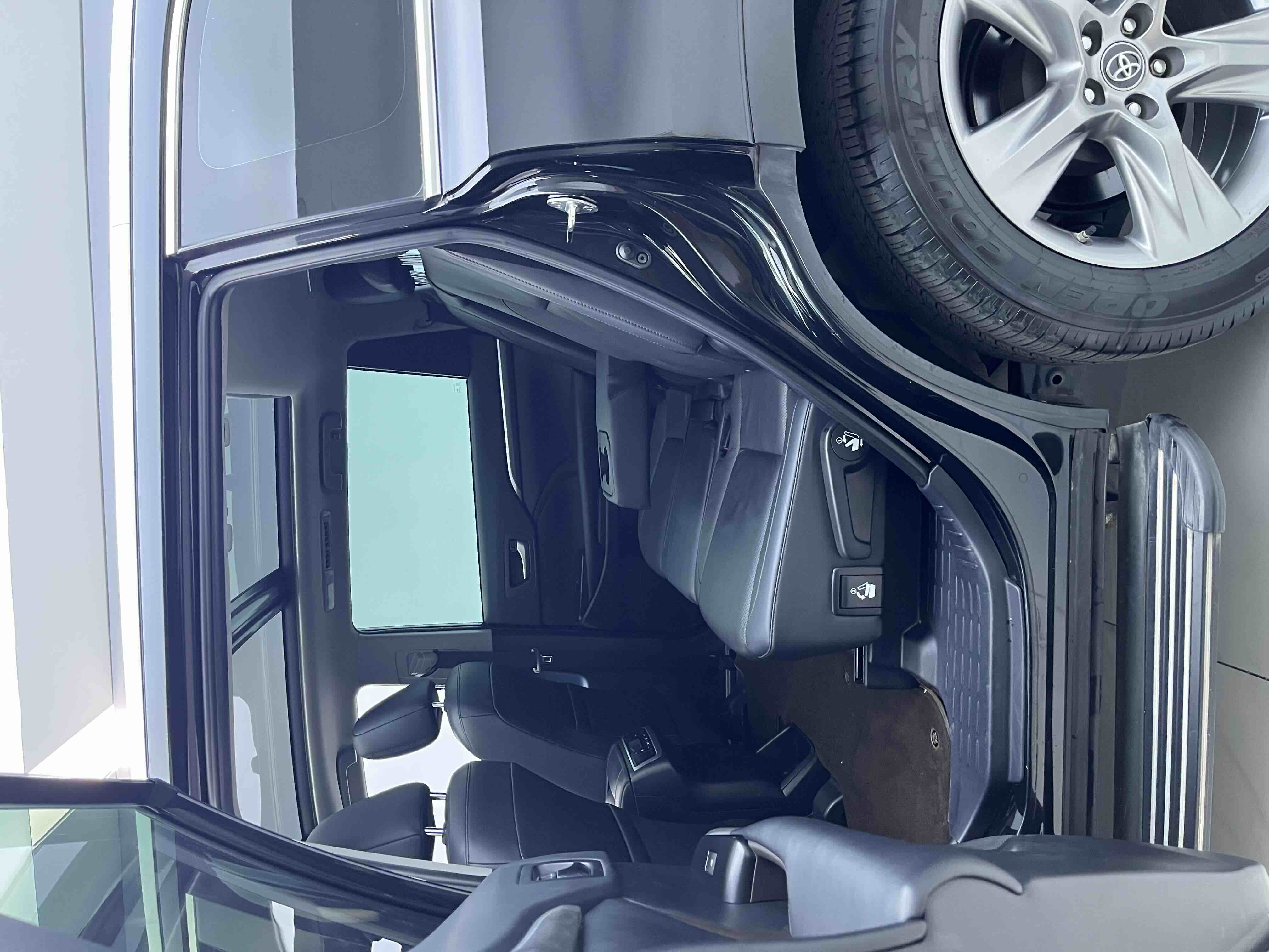 Toyota Highlander 2020 car image #9