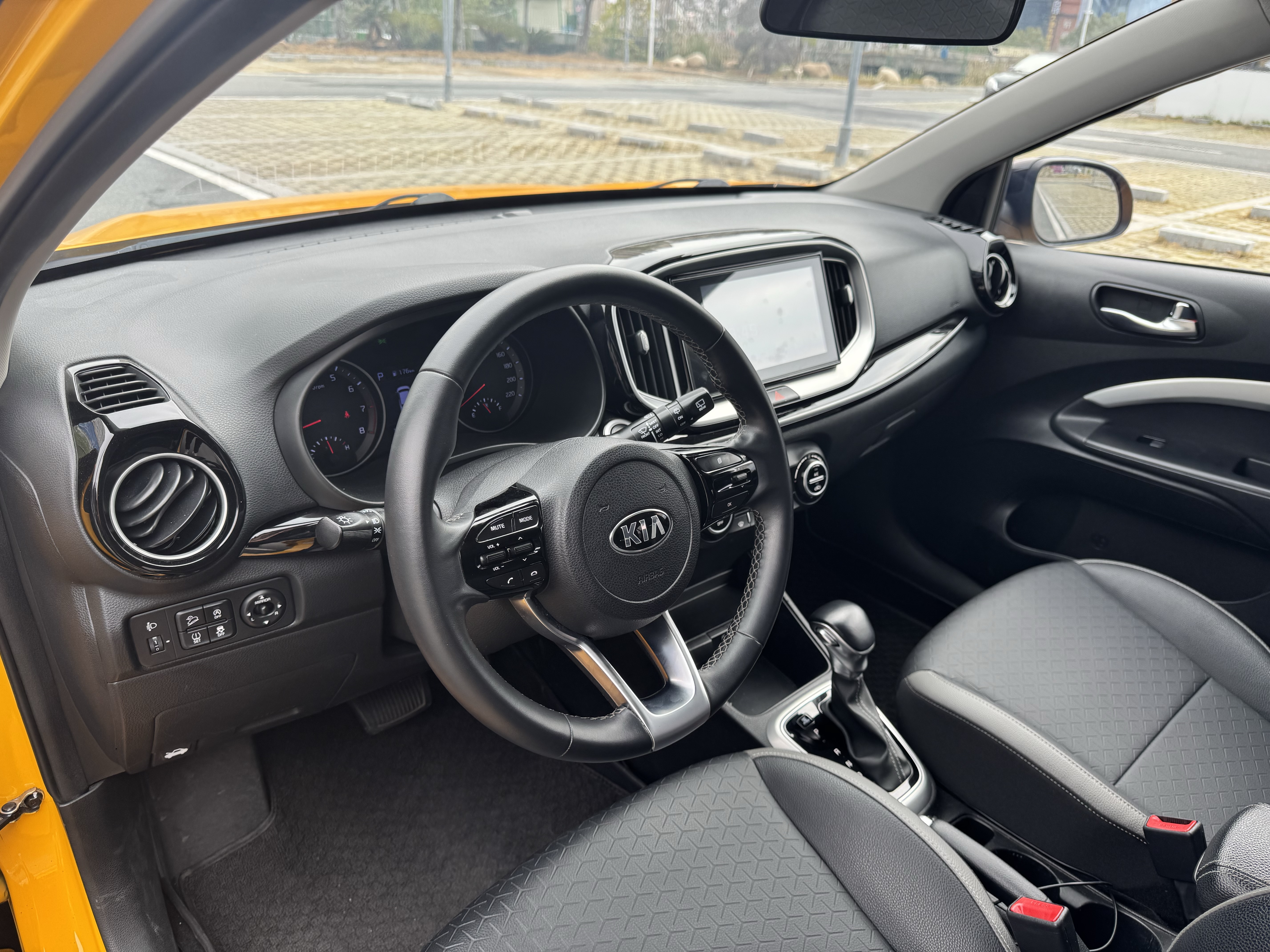 起亚 奕跑 2019 汽车图片 #9