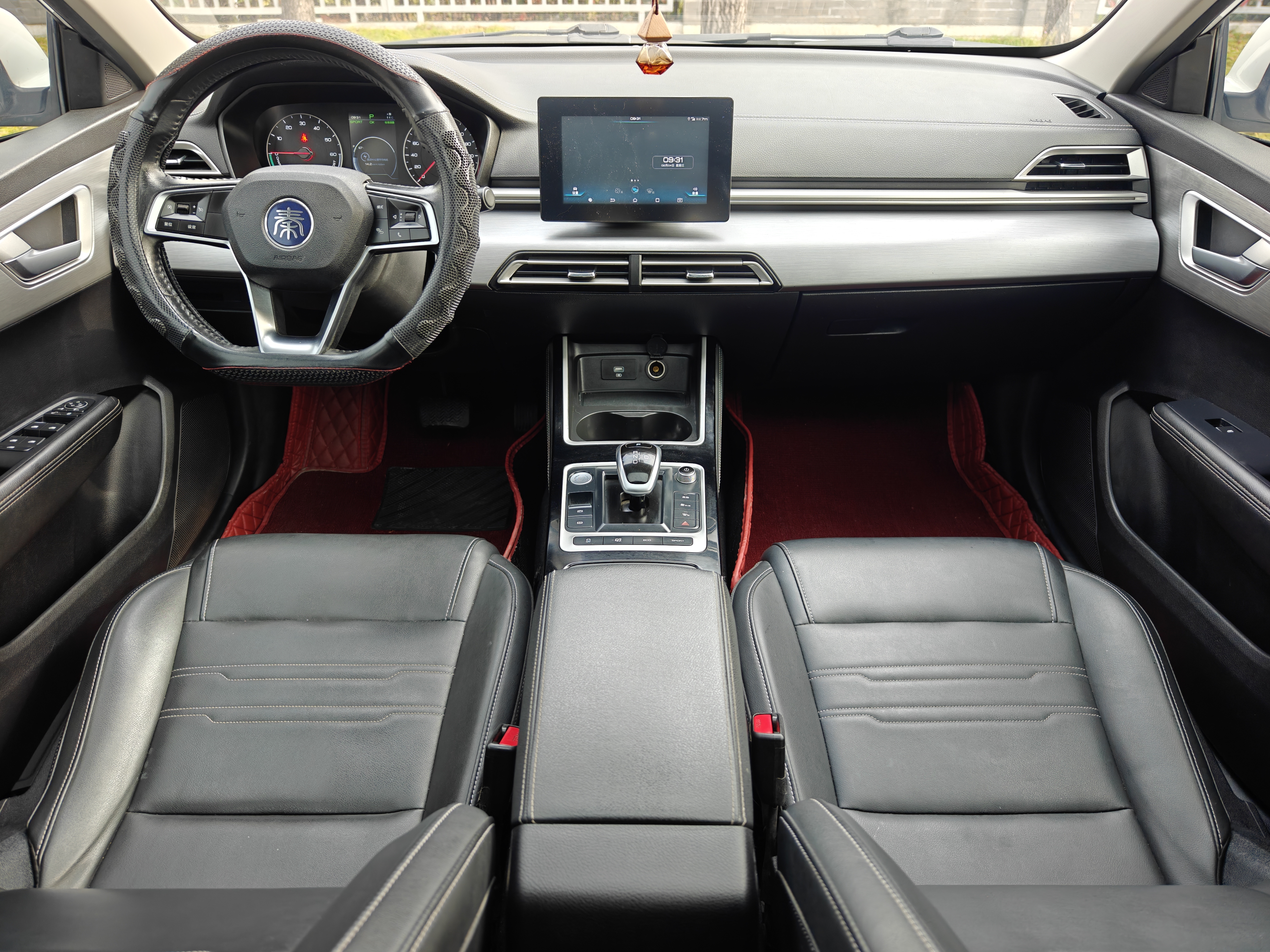 BYD Qin New Energy 2020 car image #9