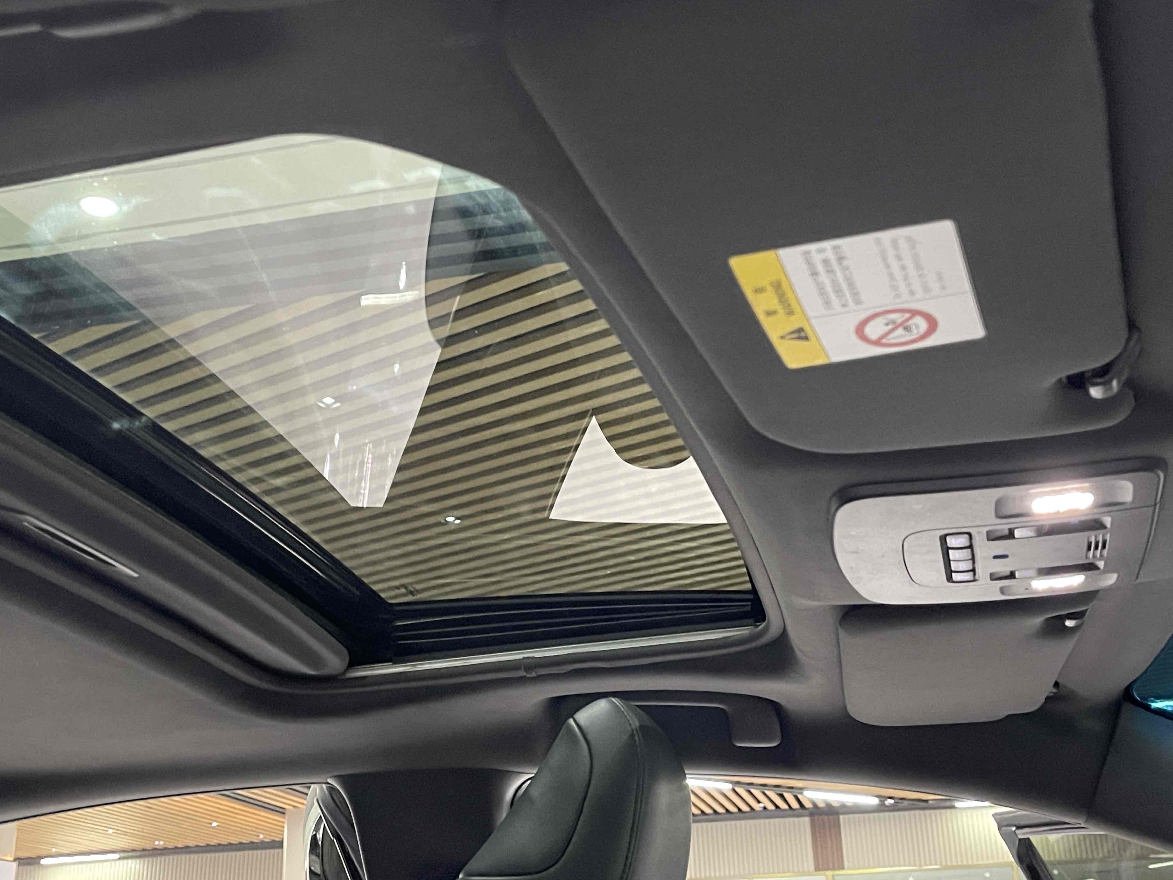 Toyota Avalon 2020 car image #9
