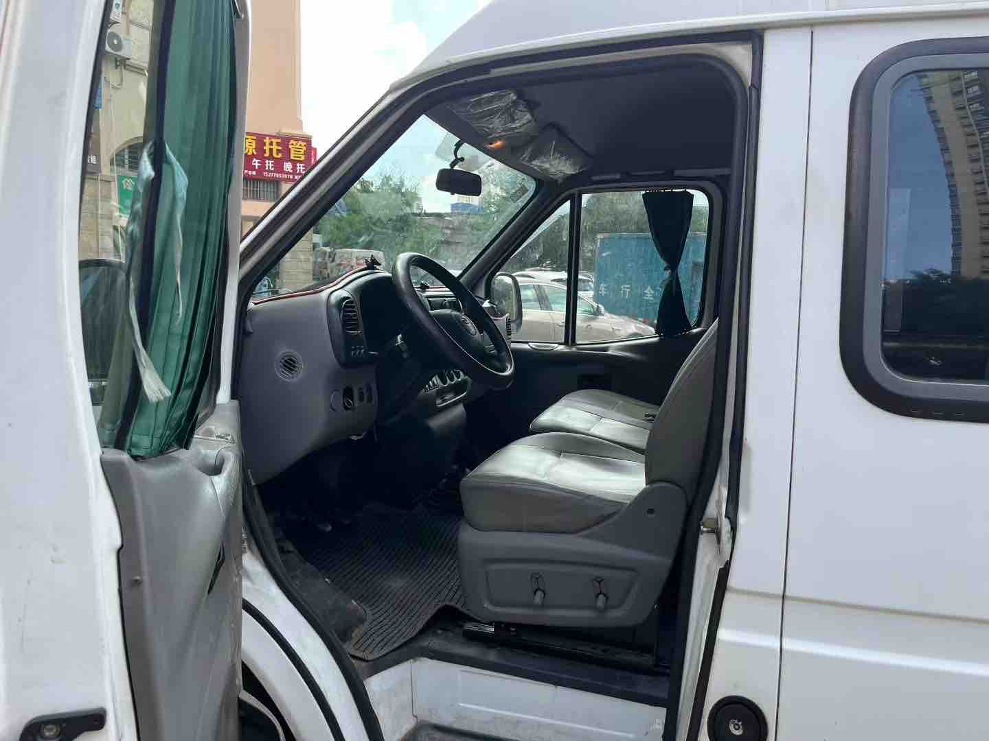 Ford Transit T8 2012 car image #9