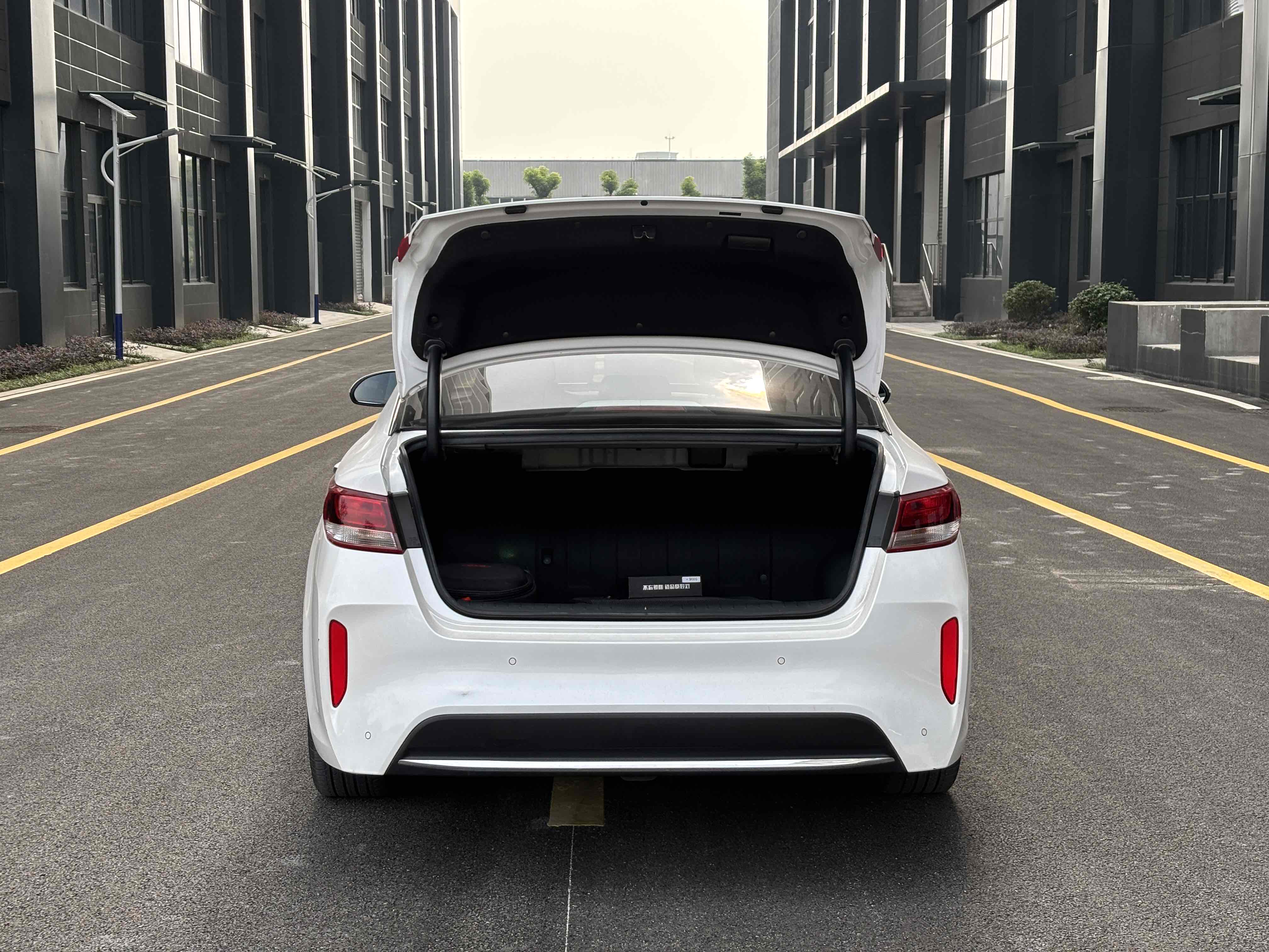 起亚 起亚K5新能源 2020 汽车图片 #9