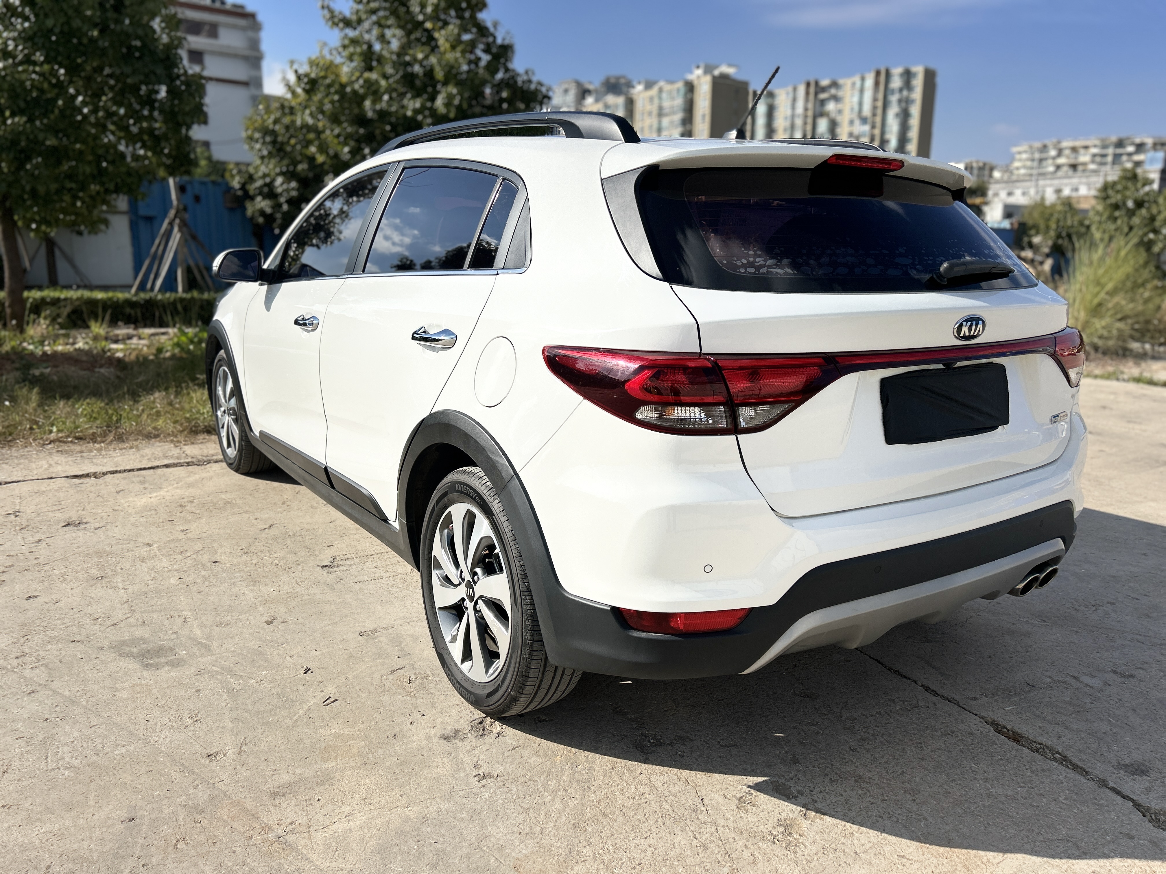 Kia Rio Cross 2018 صورة سيارة #9