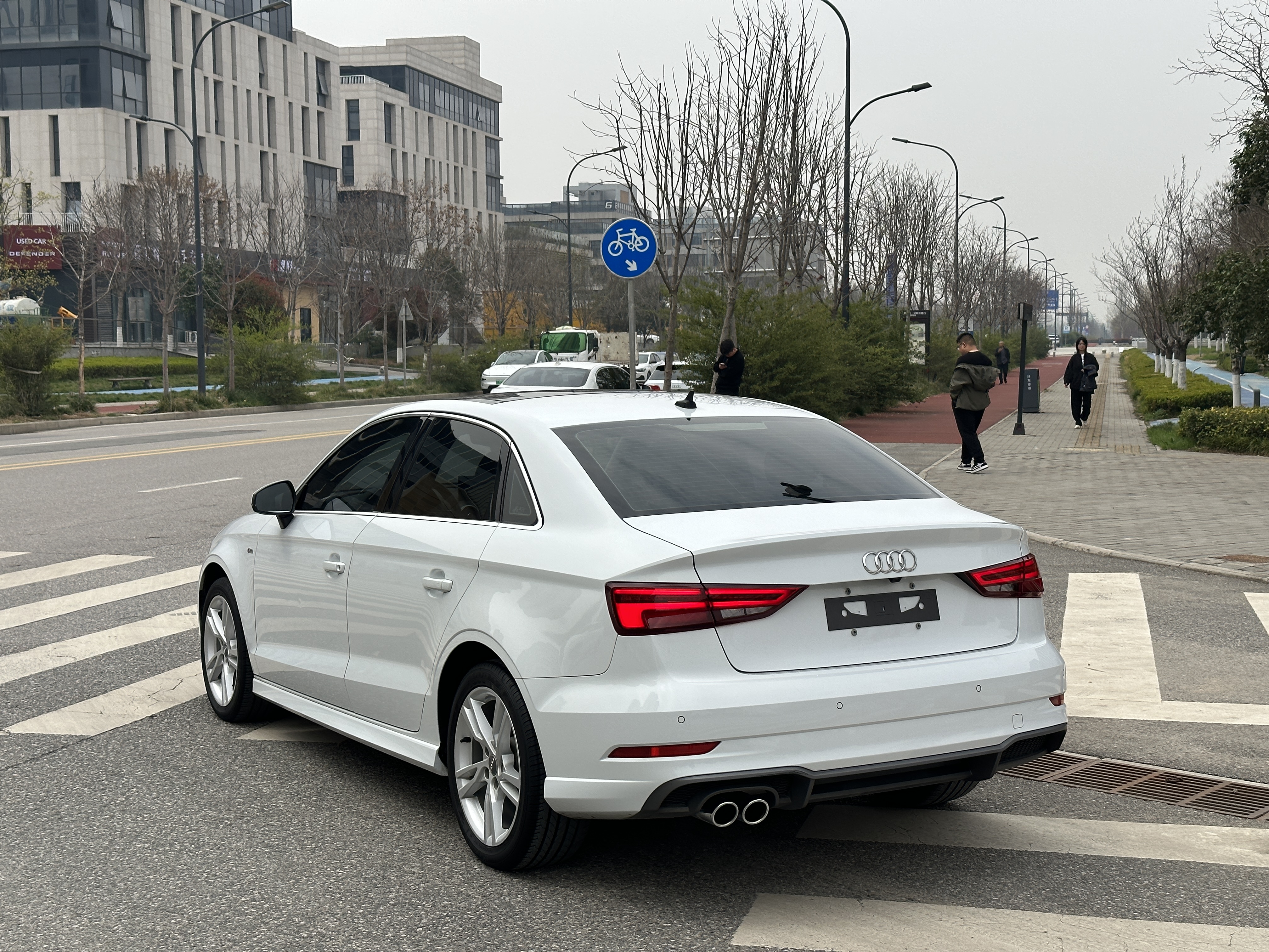 Audi A3 2019 car image #9
