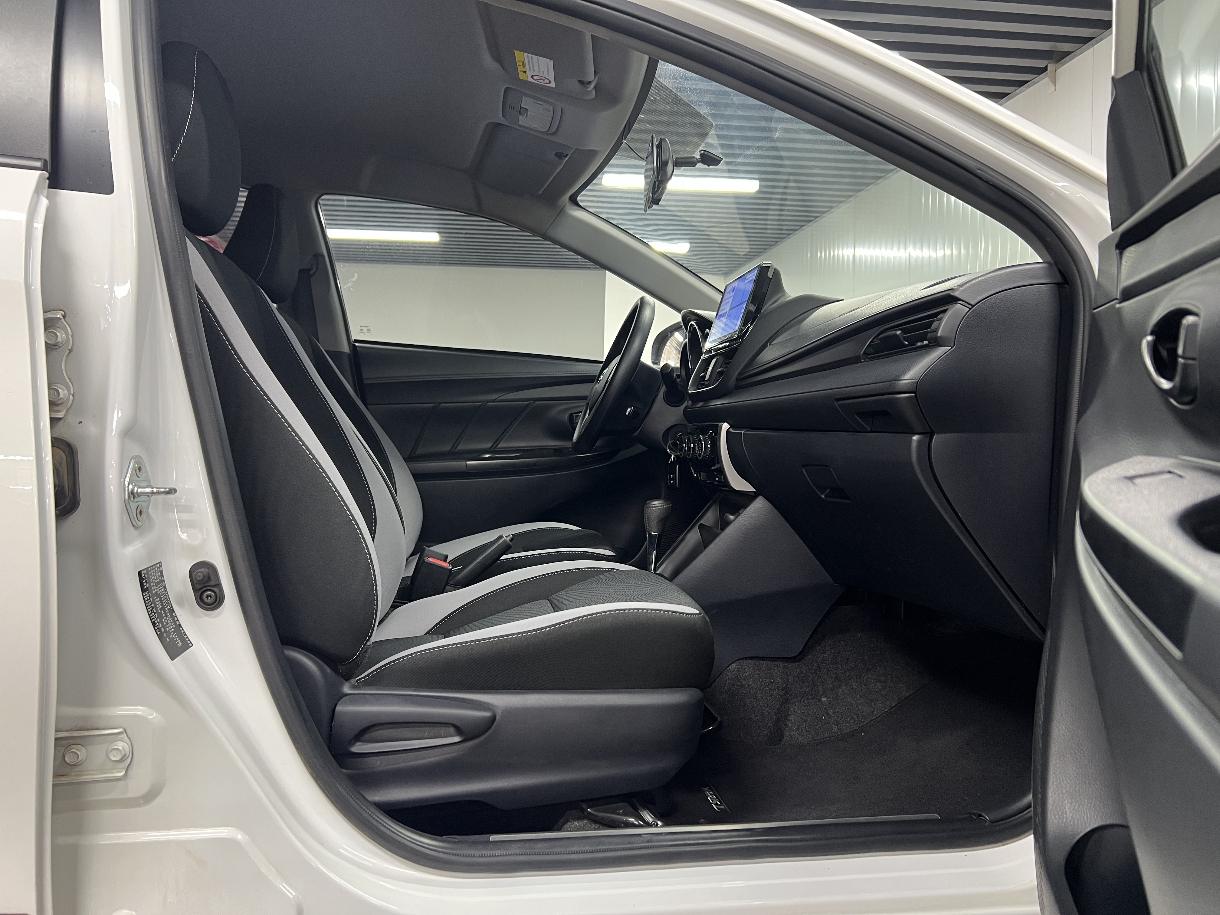 Yaris L Zhixuan 2022 car image #9