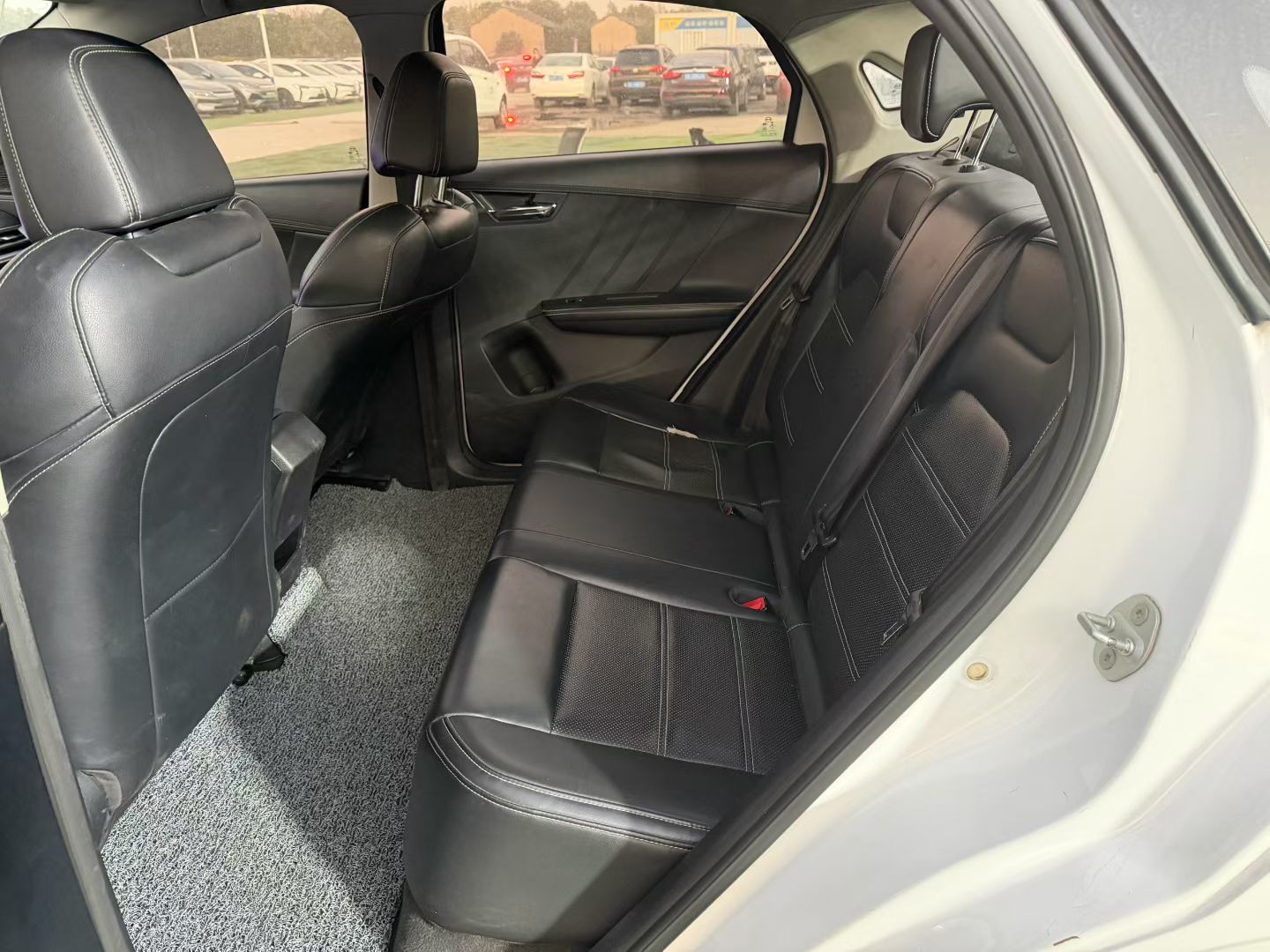 BYD e3 2020 #9 BYD e3 2020 car image #9