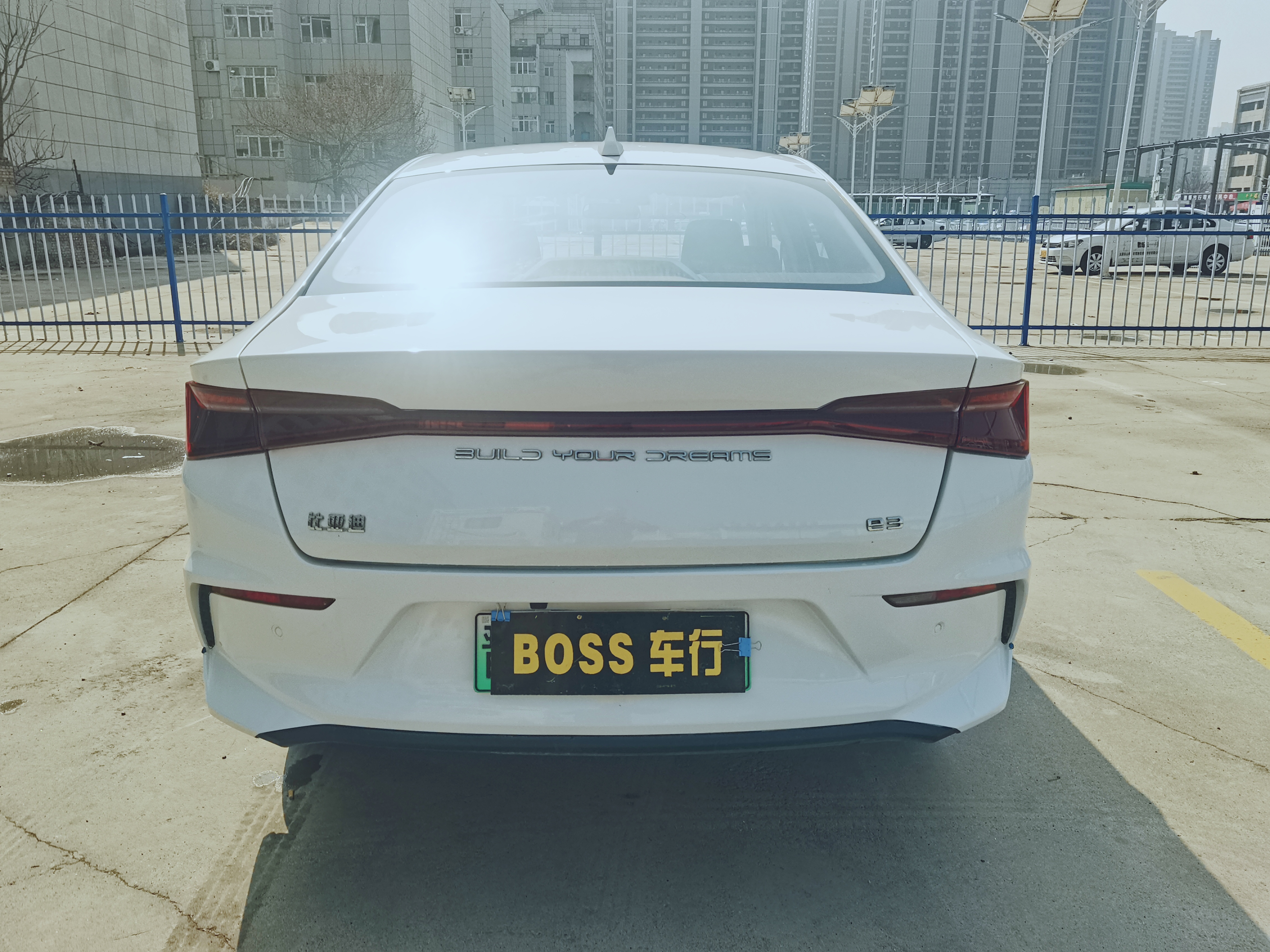 BYD e3 2020 #9 BYD e3 2020 car image #9