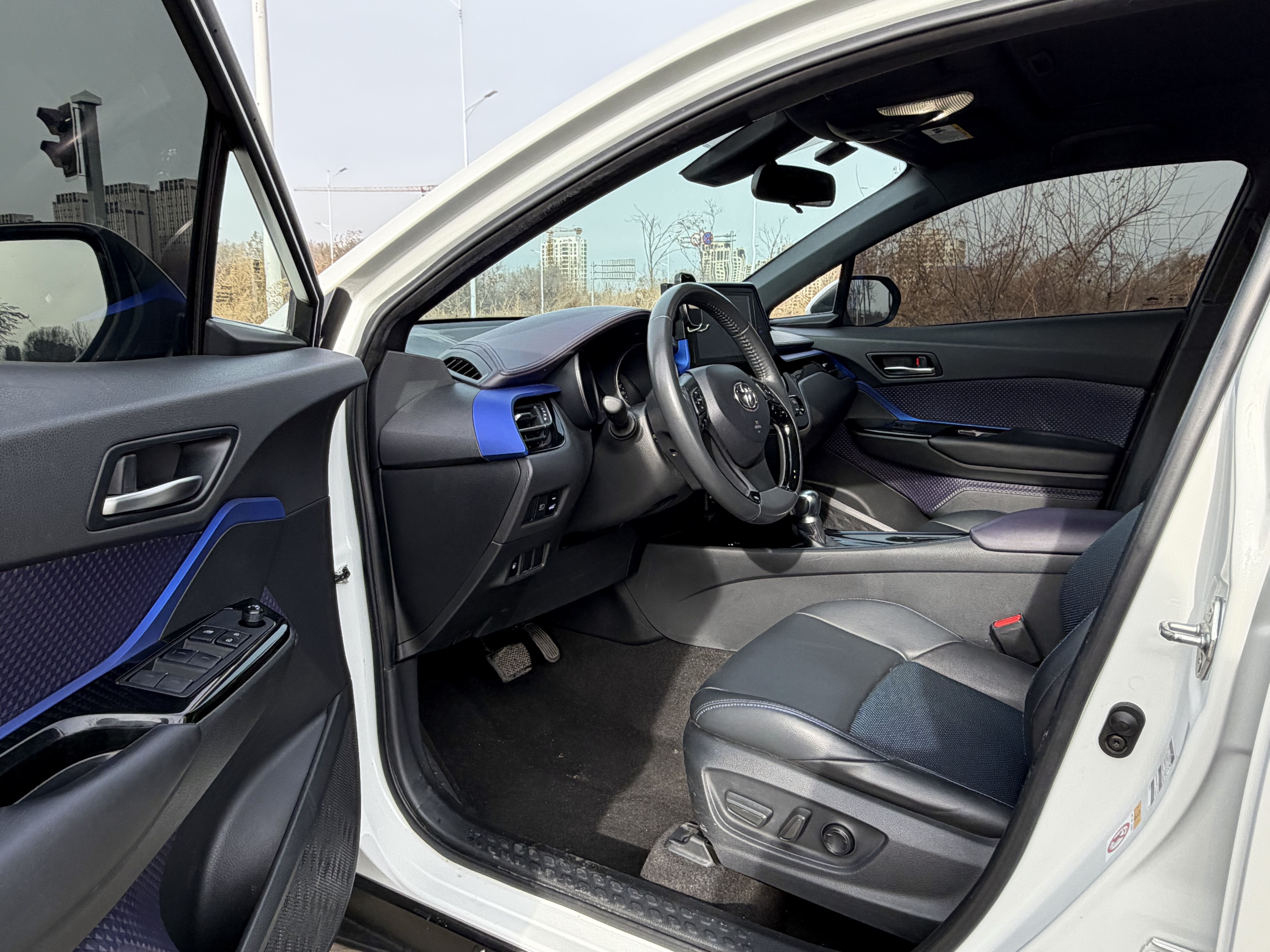 Toyota C-HR 2020 immagine di auto #9