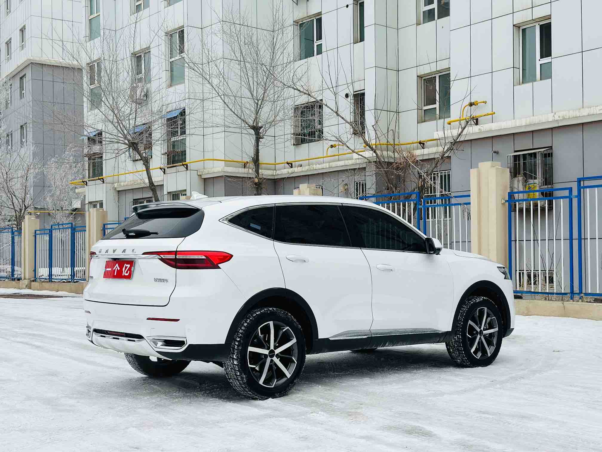 Haval F7 2021 immagine di auto #9