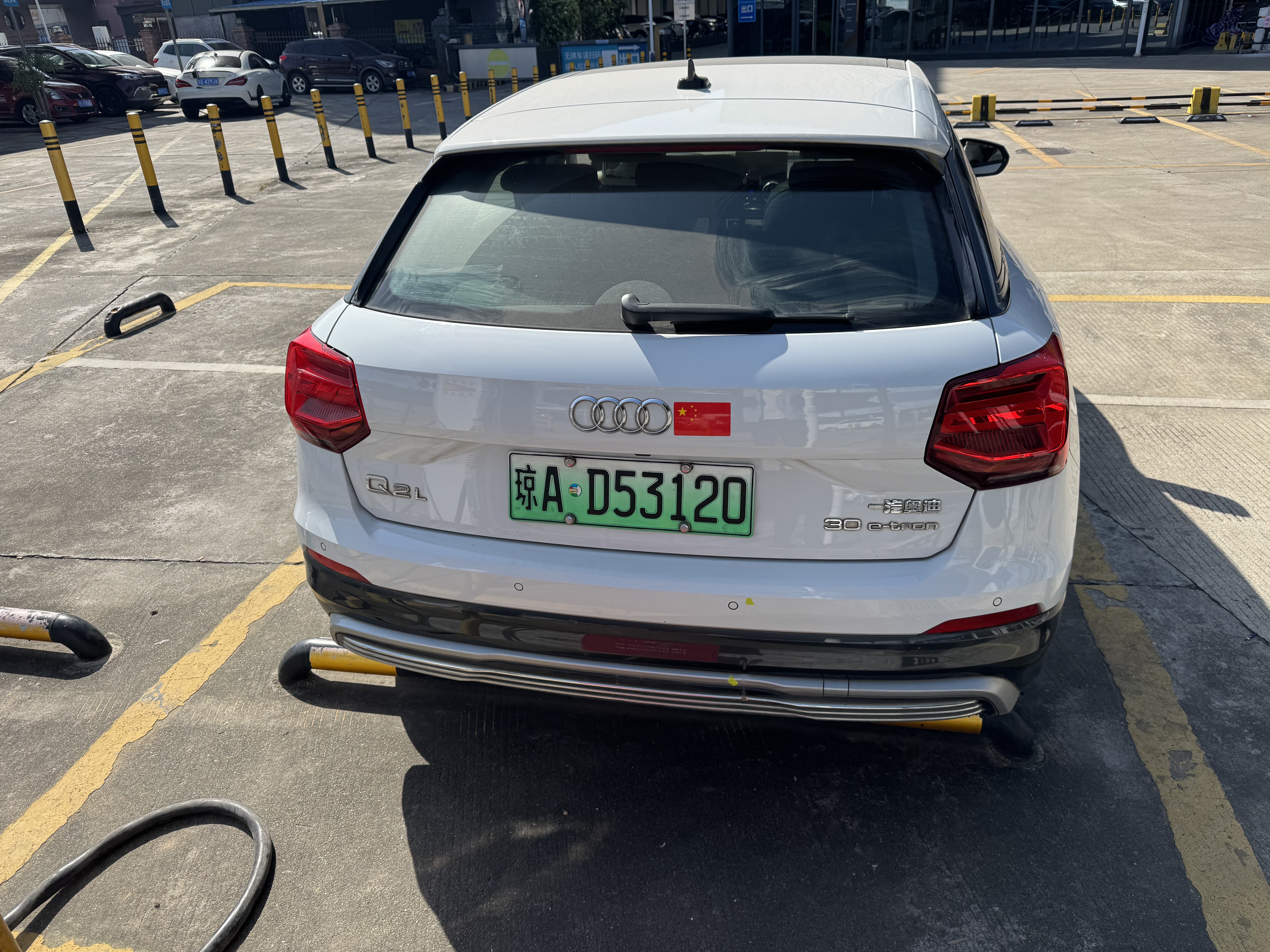 Audi Q2L e-tron 2020 #9 Audi Q2L e-tron 2020 imagen de coche #9