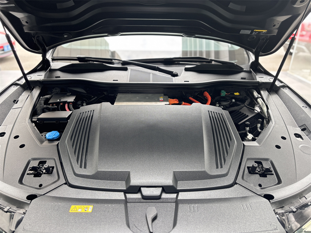 Audi e-tron (Imported) 2020 #9 Audi e-tron (Imported) 2020 car image #9