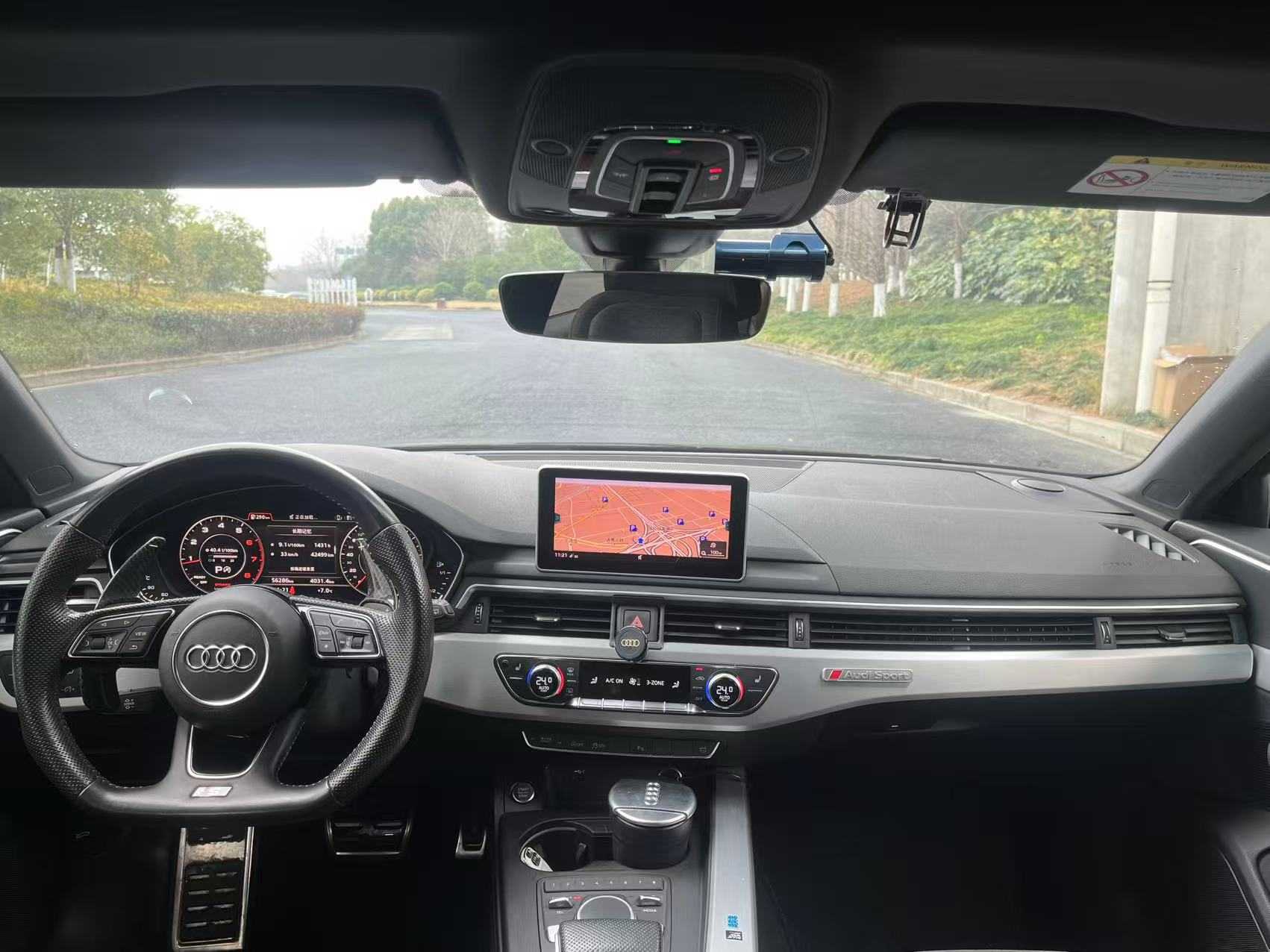 Audi A4 (Imported) 2019 car image #9