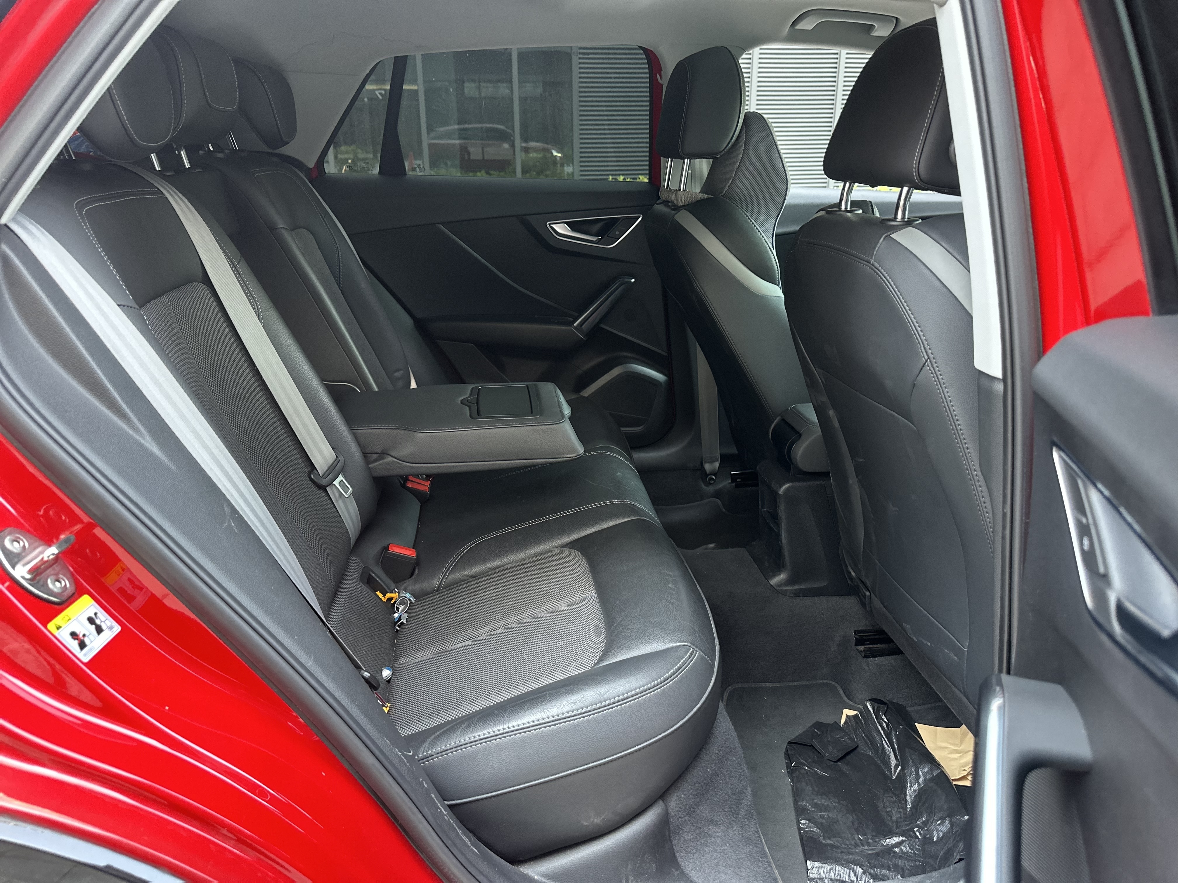 Q2L 2020 car image #9