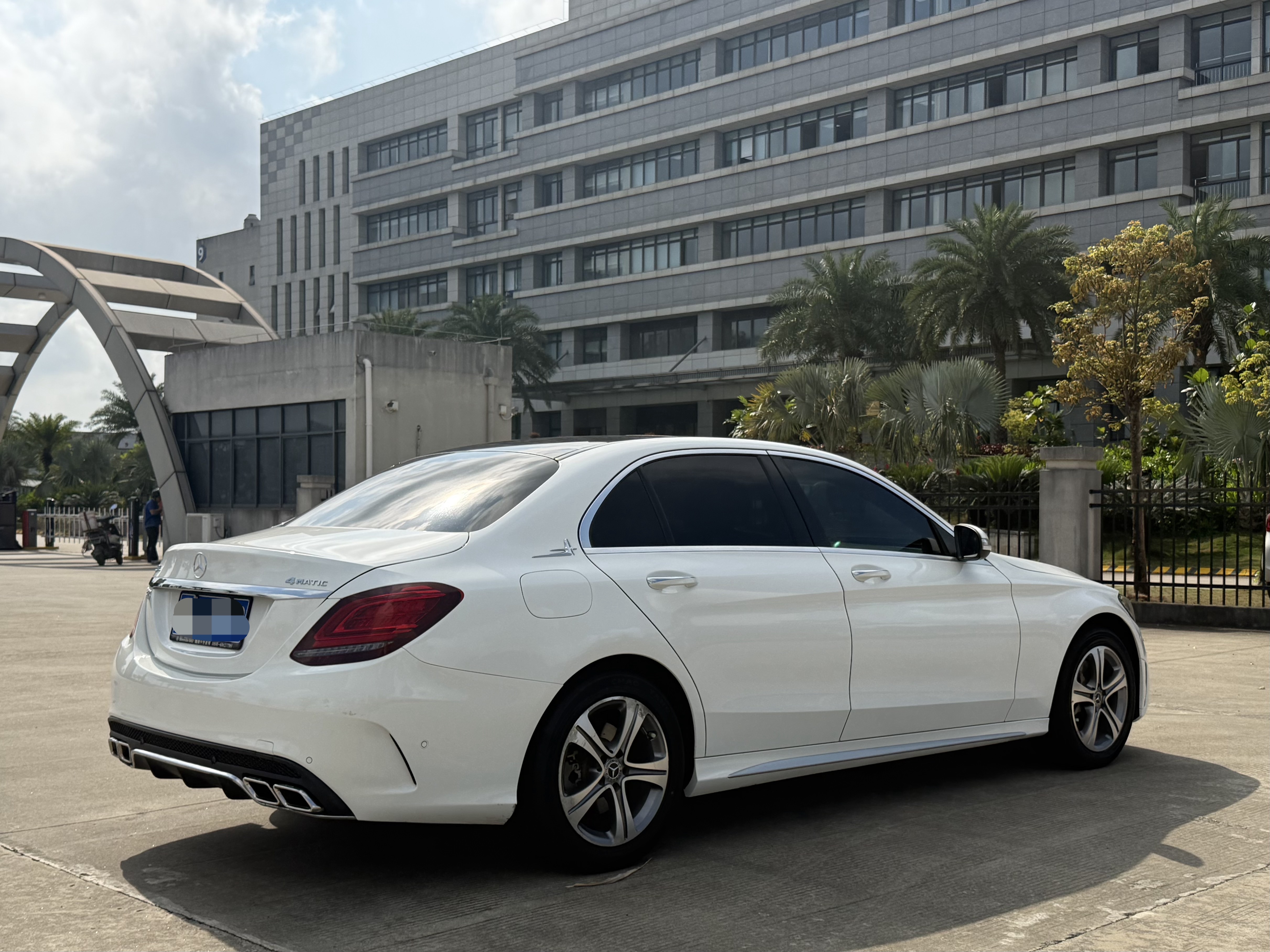 Mercedes-Benz C Class 2020 car image #9