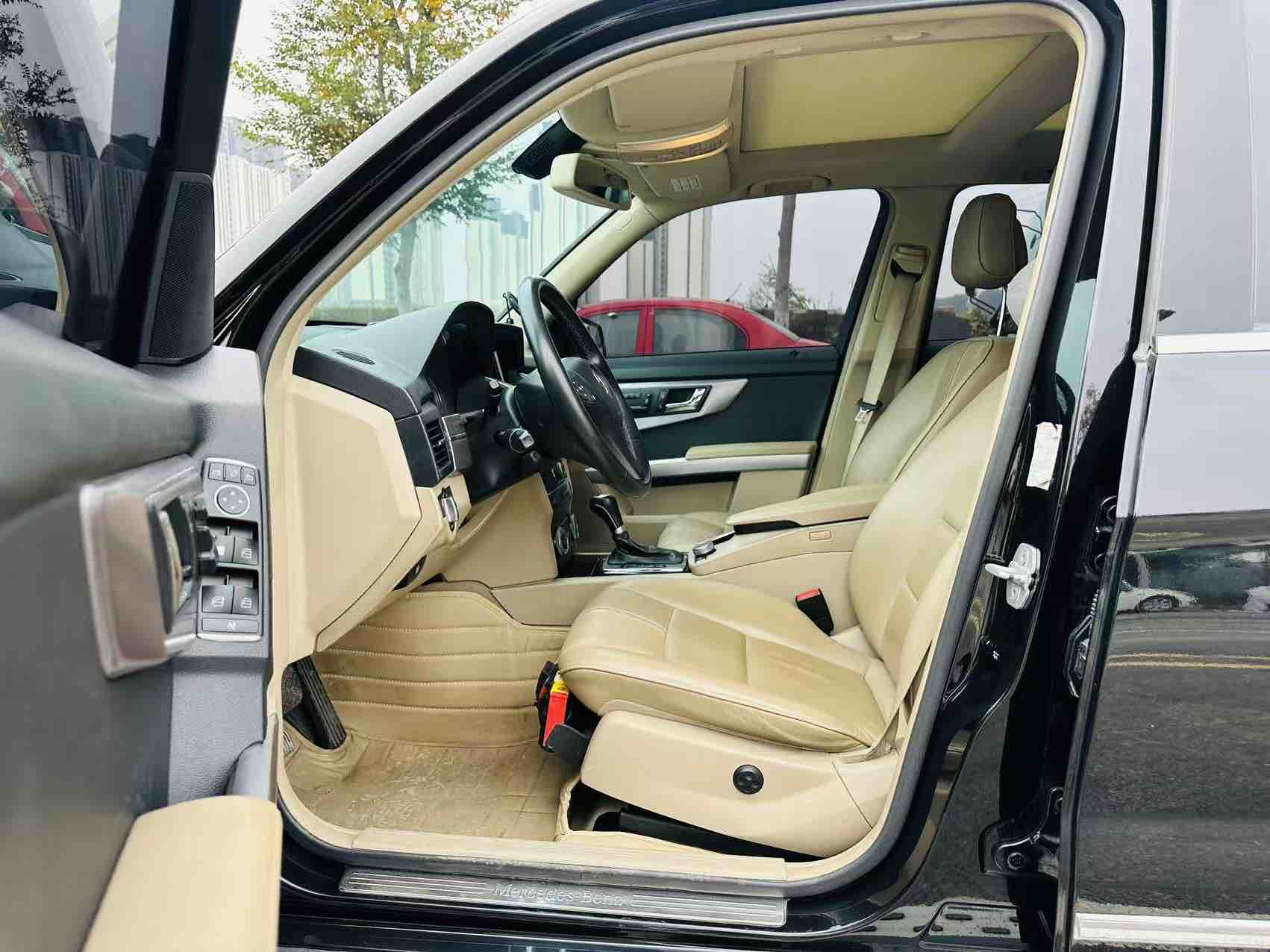 Mercedes-Benz GLK Class (Imported) 2010 #9 Mercedes-Benz GLK Class (Imported) 2010 car image #9