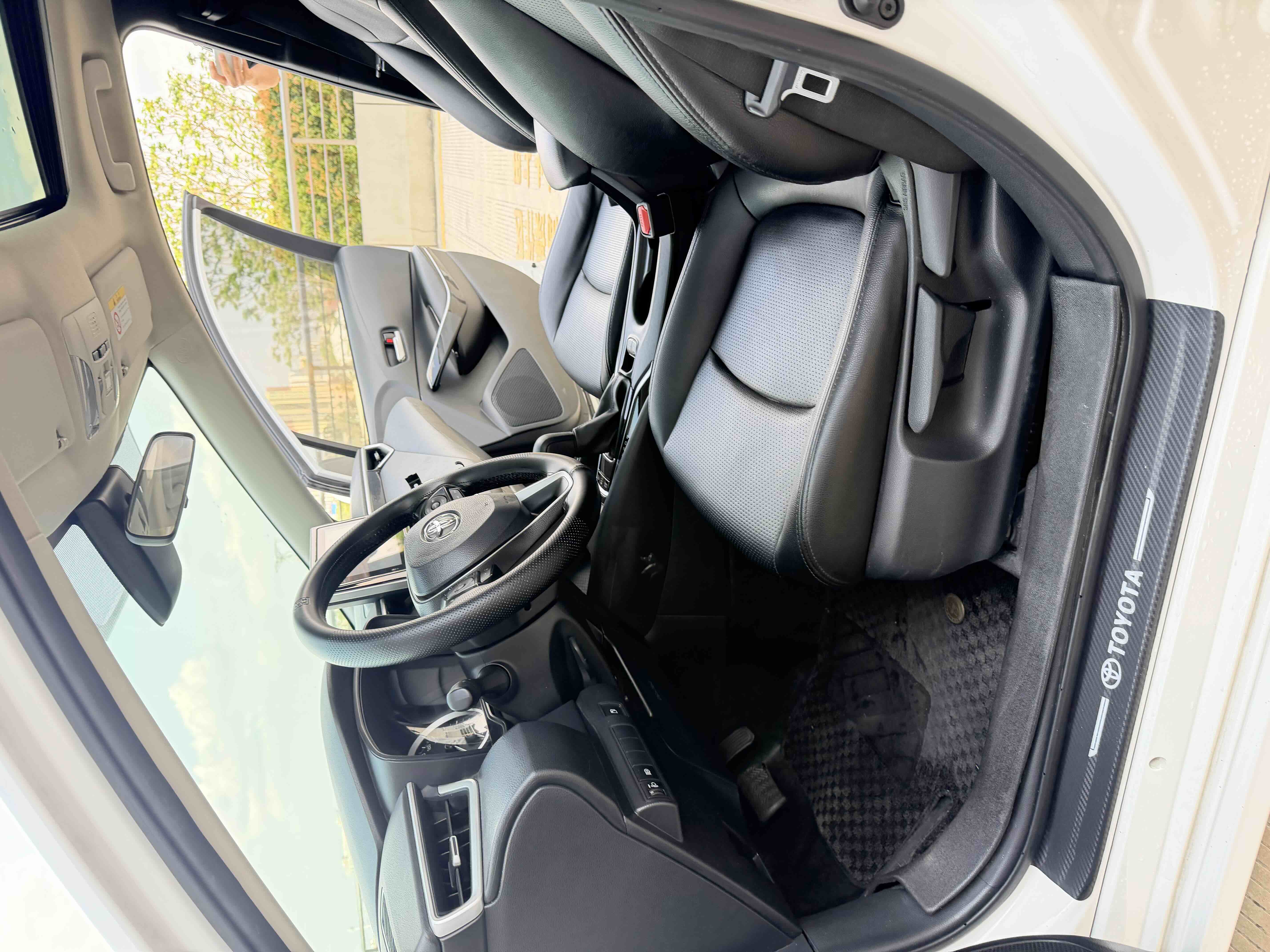 Toyota Corolla Hybird E+ 2020 car image #9