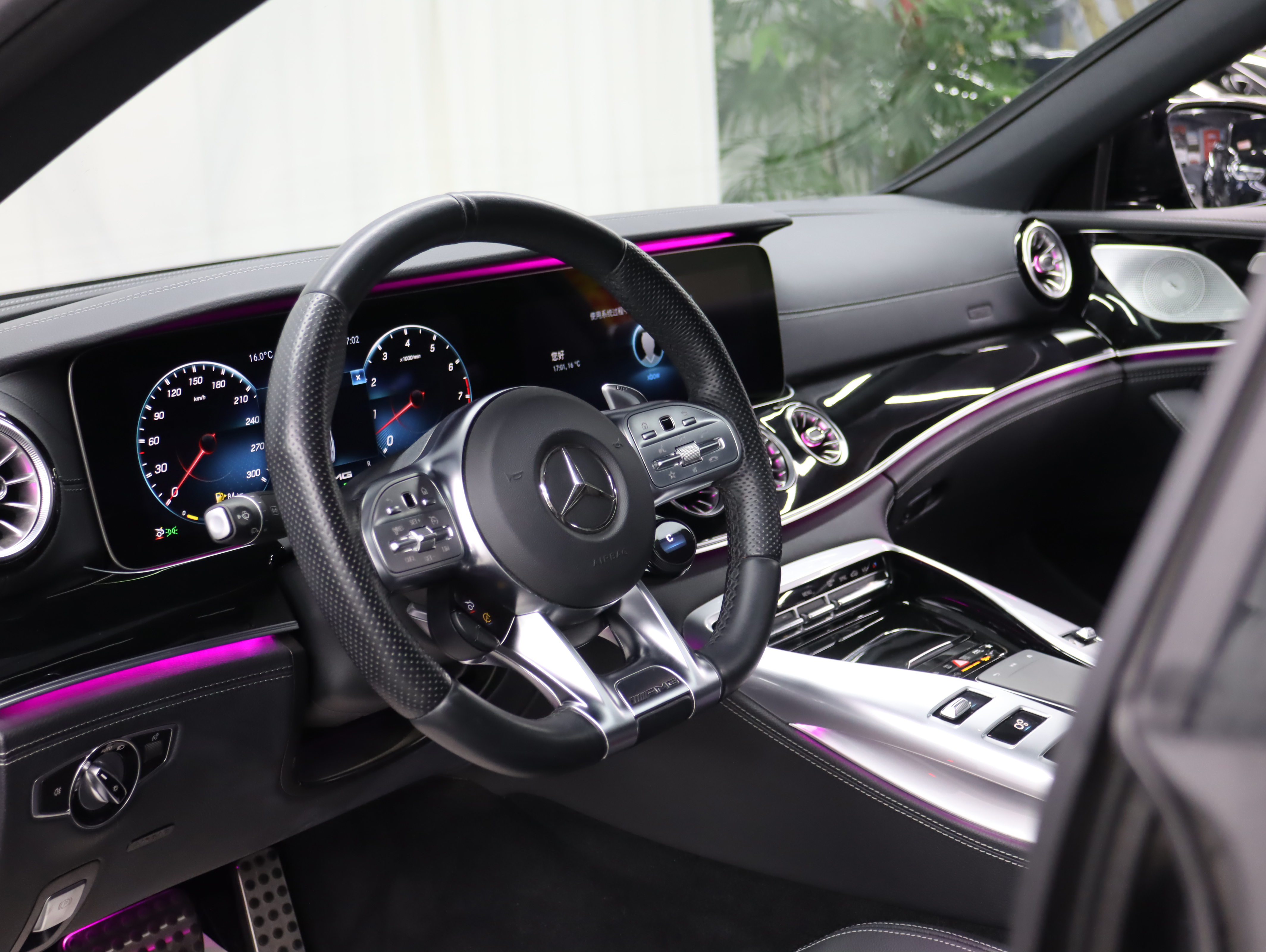 Mercedes-Benz AMG GT 2020 изображение автомобиля #9