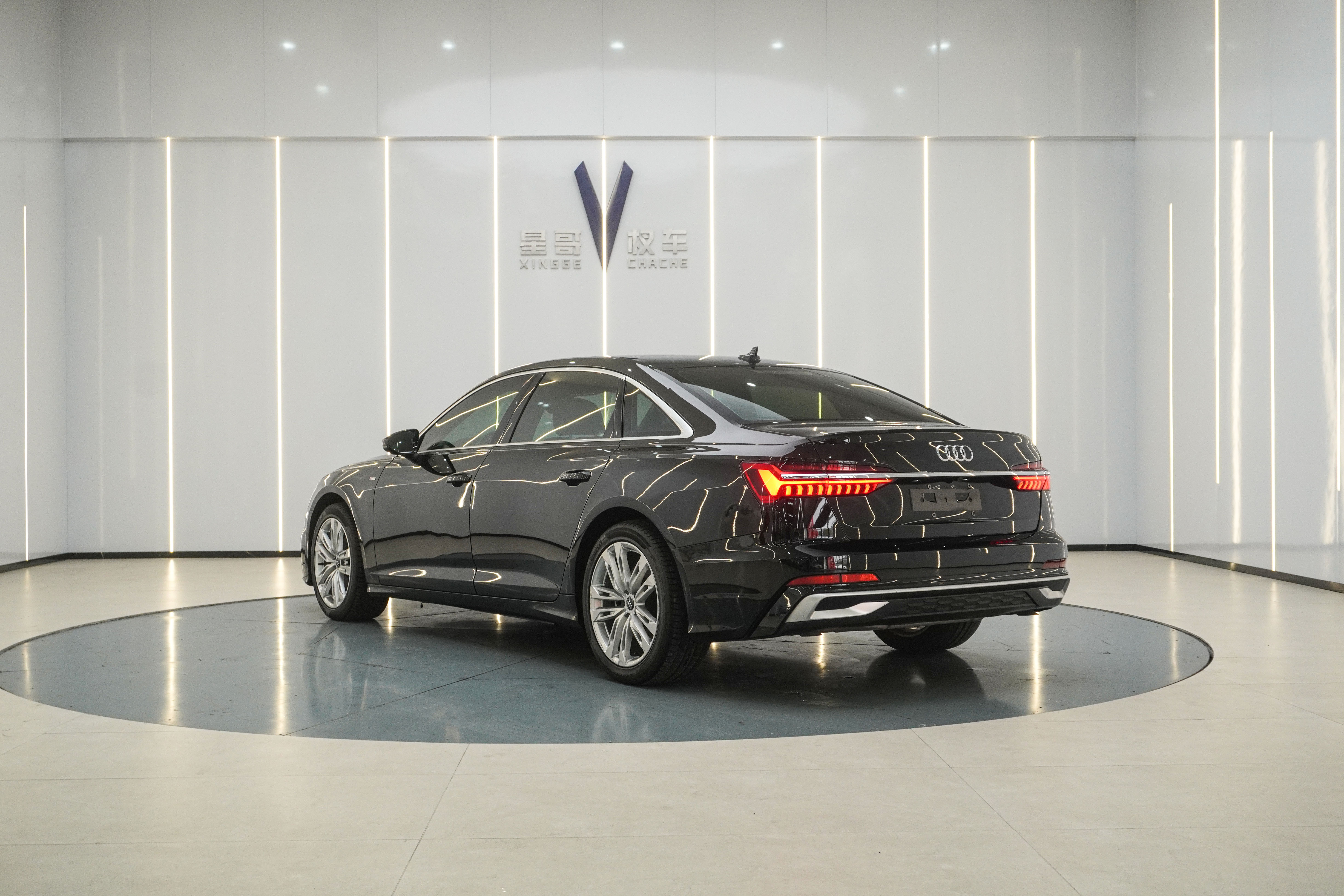 Audi A6L 2020 #9 Audi A6L 2020 car image #9