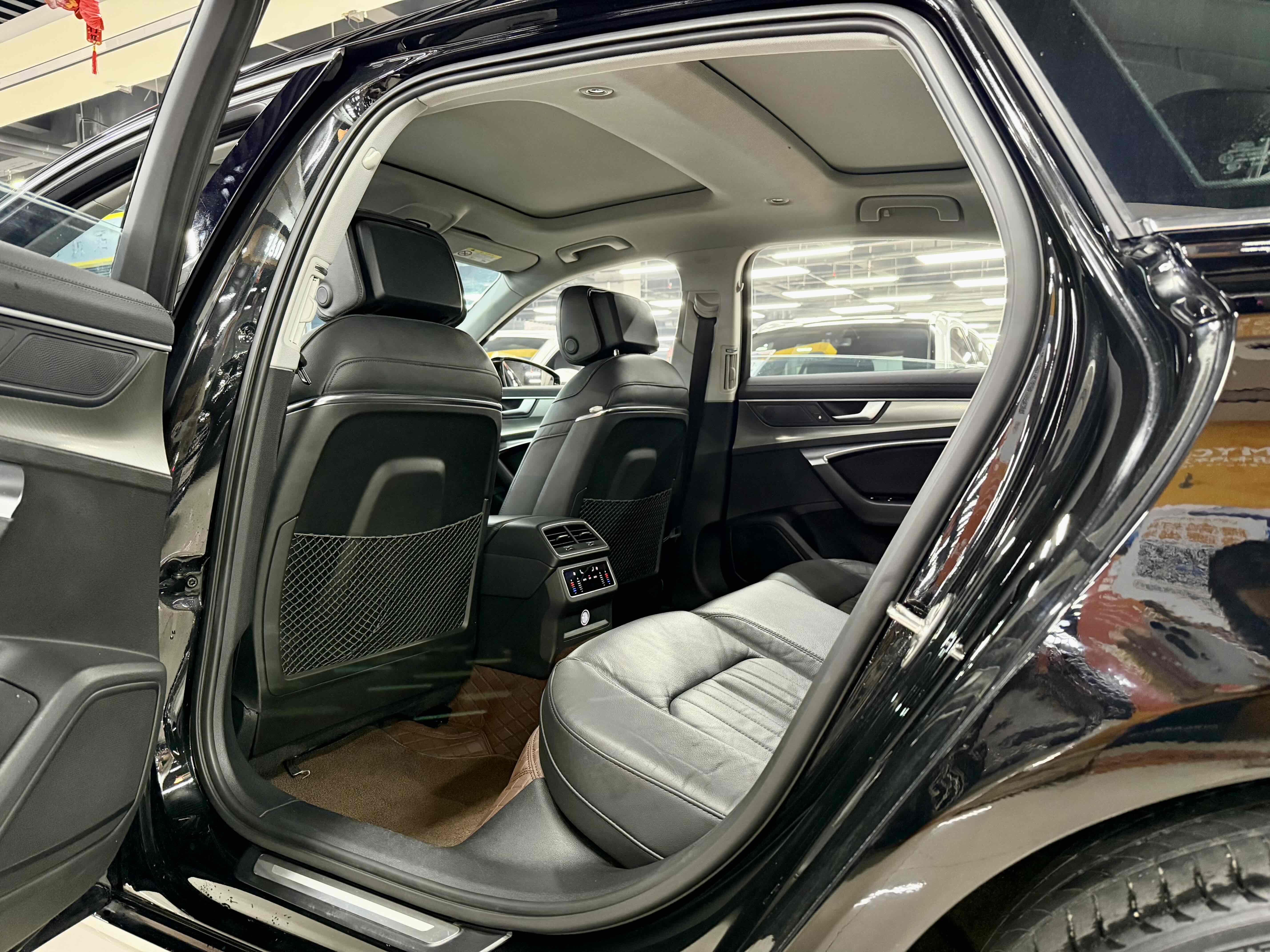 Audi A6L 2020 car image #9