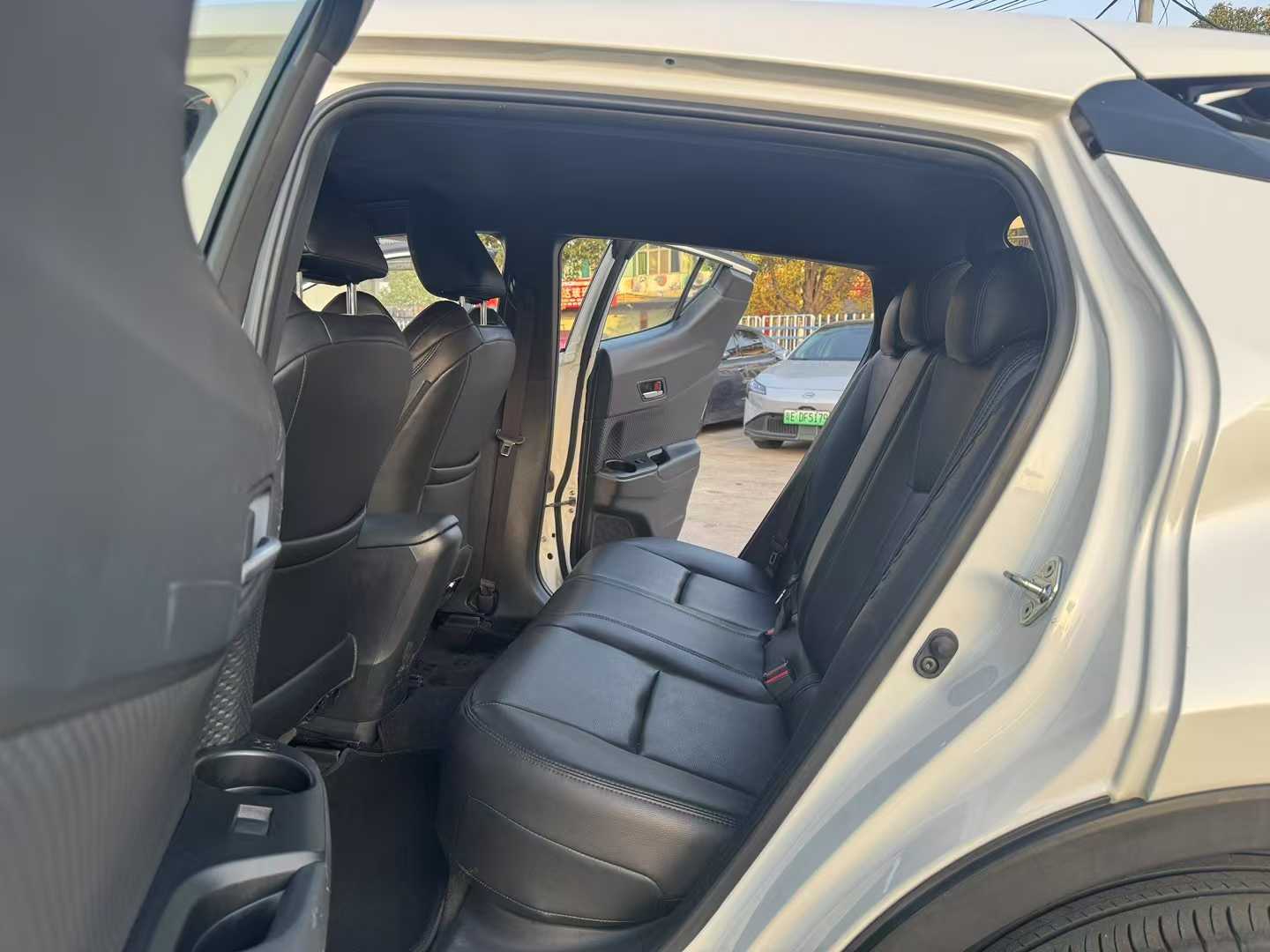 Toyota C-HR EV 2021 #9 Toyota C-HR EV 2021 immagine di auto #9