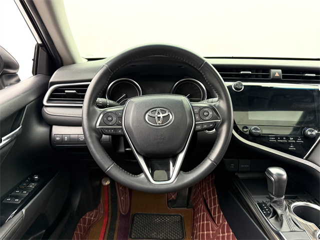 Toyota Camry 2021 car image #9