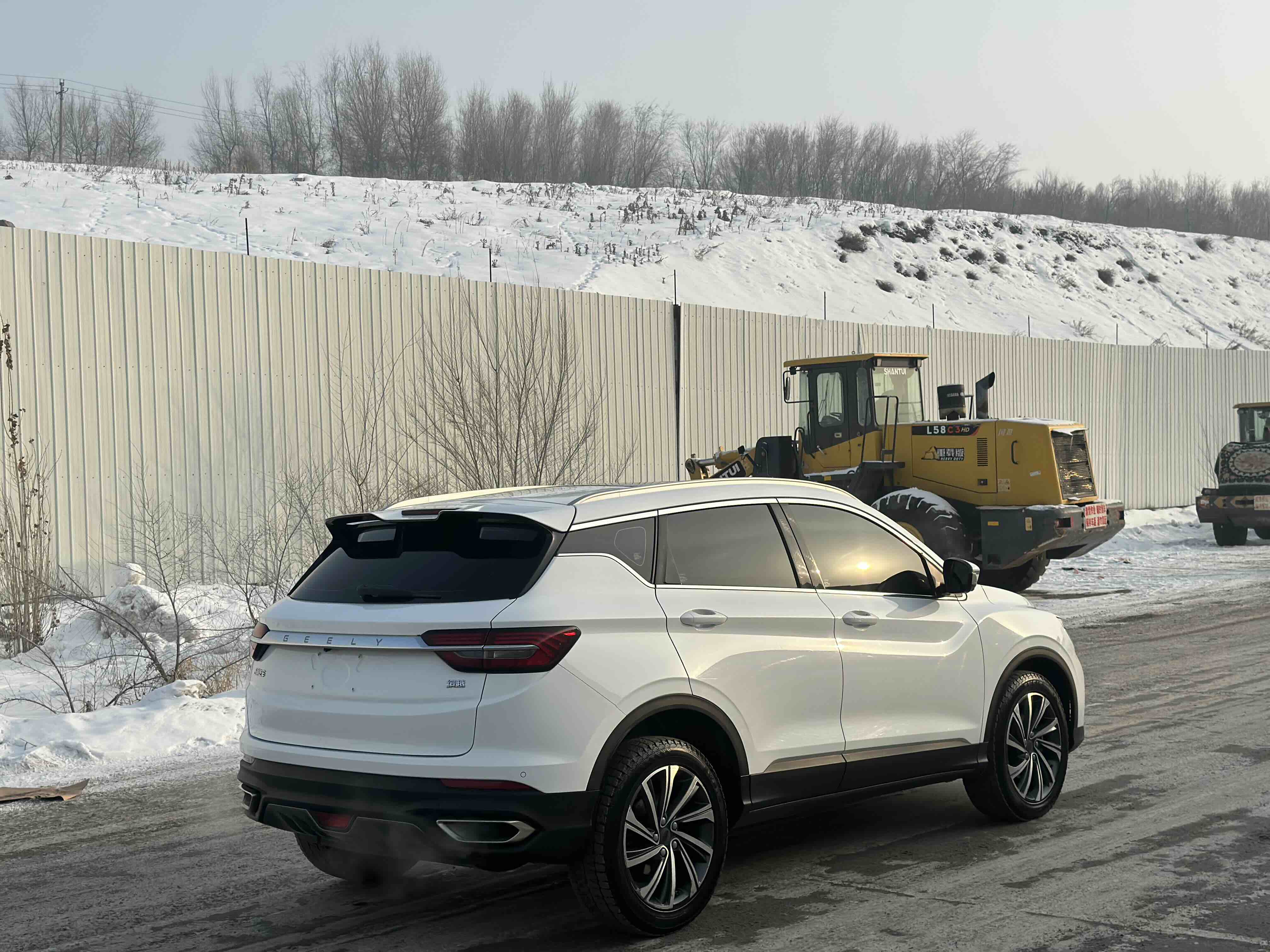 GEELY Coolray 2019 #9 GEELY Coolray 2019 car image #9